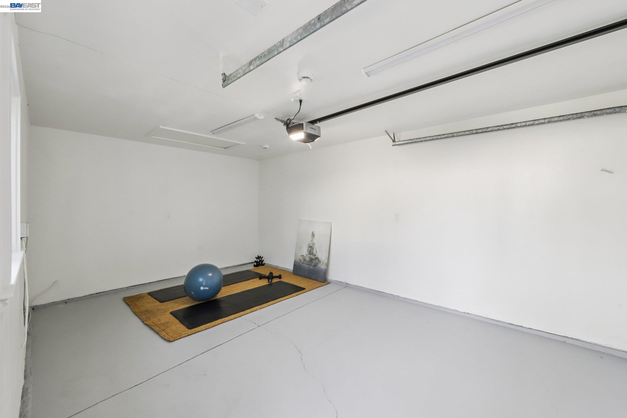 Detail Gallery Image 37 of 52 For 725 Alameda De Las Pulgas, San Mateo,  CA 94601 - 3 Beds | 3 Baths