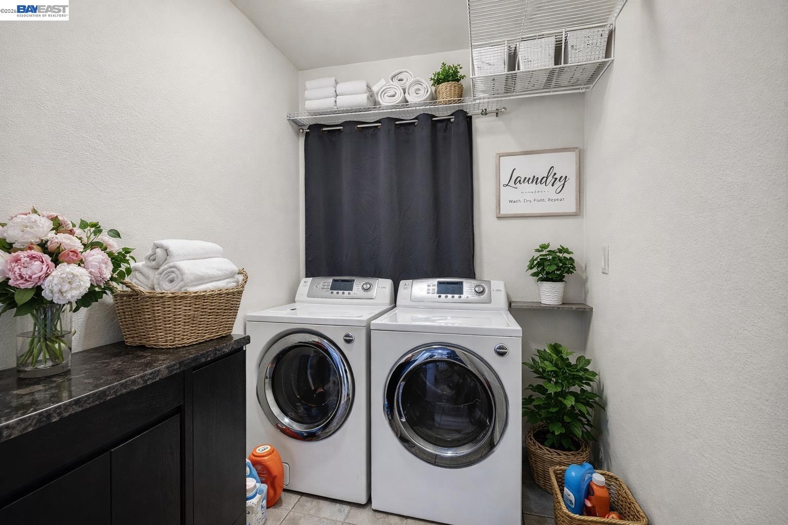 Detail Gallery Image 19 of 26 For 17676 Garland Ct, Castro Valley,  CA 94546 - 4 Beds | 2 Baths