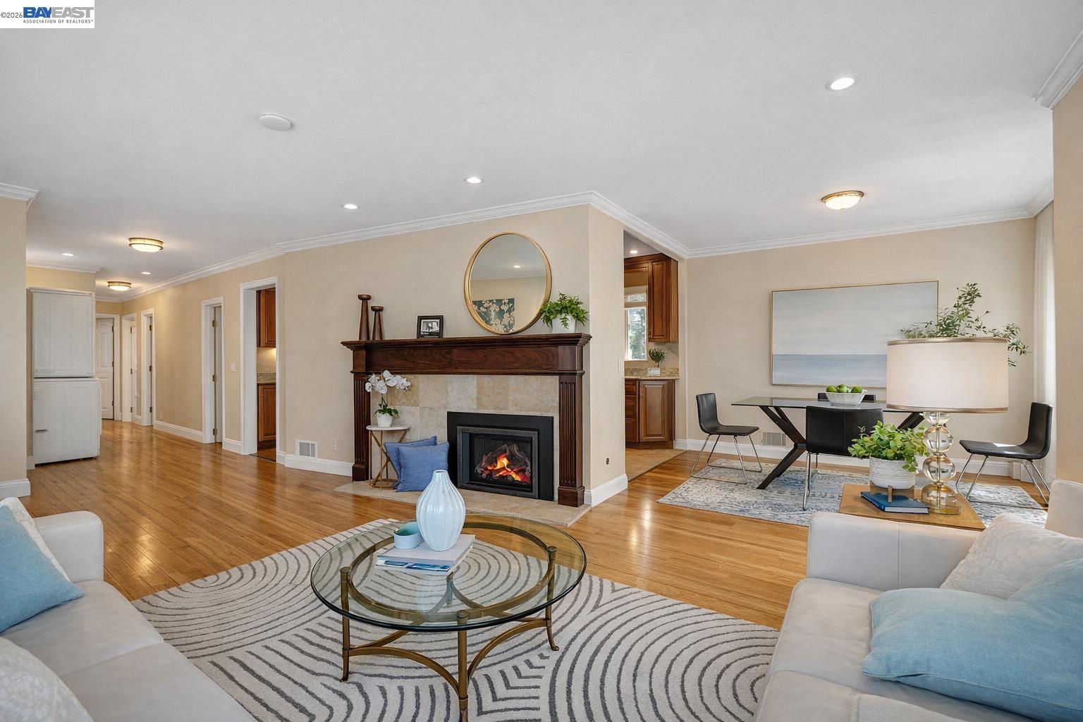 Detail Gallery Image 4 of 26 For 17676 Garland Ct, Castro Valley,  CA 94546 - 4 Beds | 2 Baths