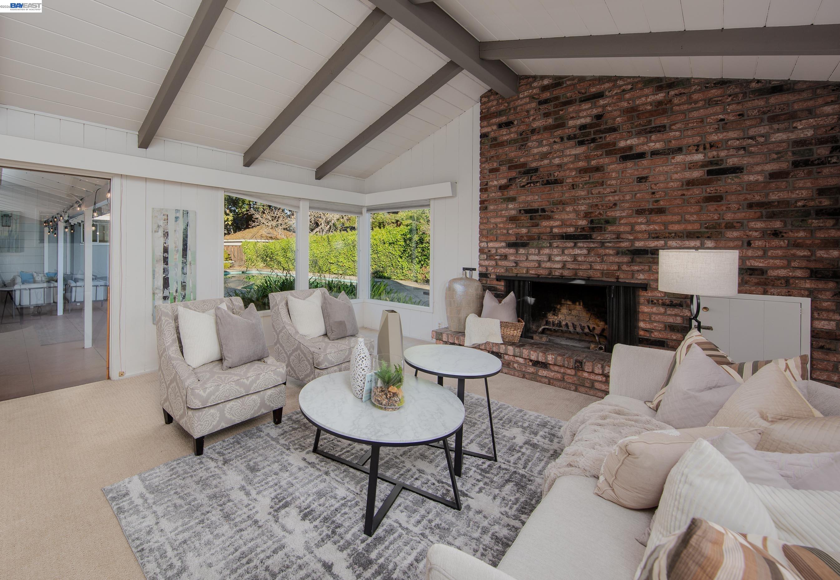 Detail Gallery Image 39 of 60 For 1785 Holly Ave, Menlo Park,  CA 94025 - 4 Beds | 3 Baths