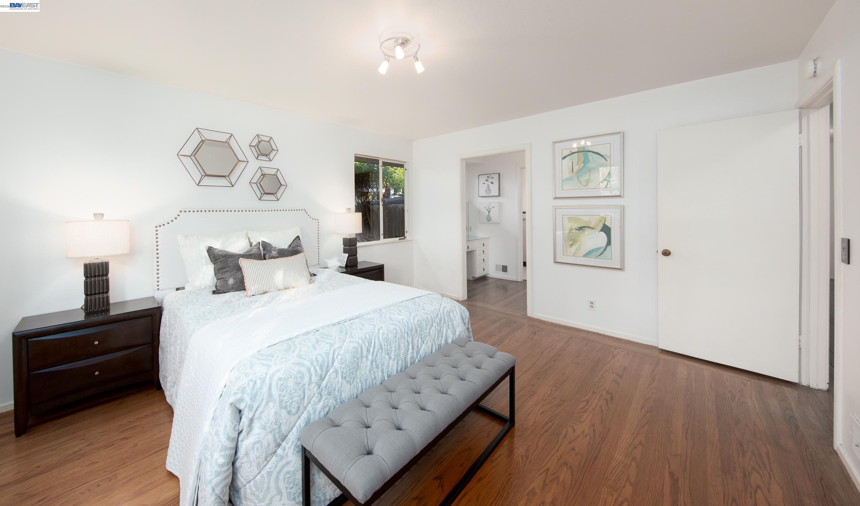 Detail Gallery Image 43 of 60 For 1785 Holly Ave, Menlo Park,  CA 94025 - 4 Beds | 3 Baths