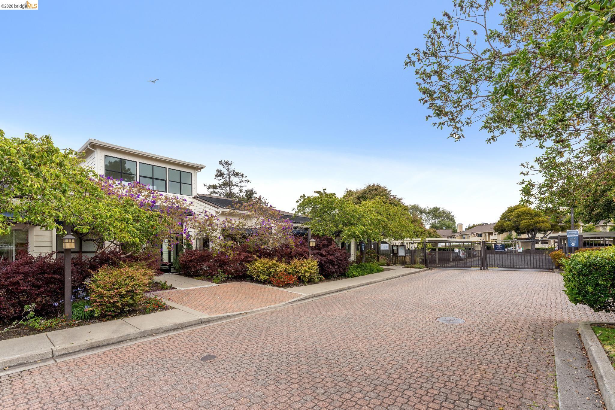 Detail Gallery Image 39 of 60 For 142 Shoreline Ct, Richmond,  CA 94804 - 2 Beds | 2 Baths