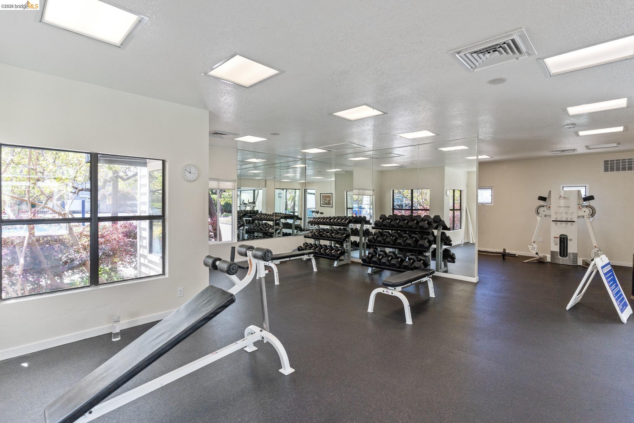 Detail Gallery Image 46 of 60 For 142 Shoreline Ct, Richmond,  CA 94804 - 2 Beds | 2 Baths