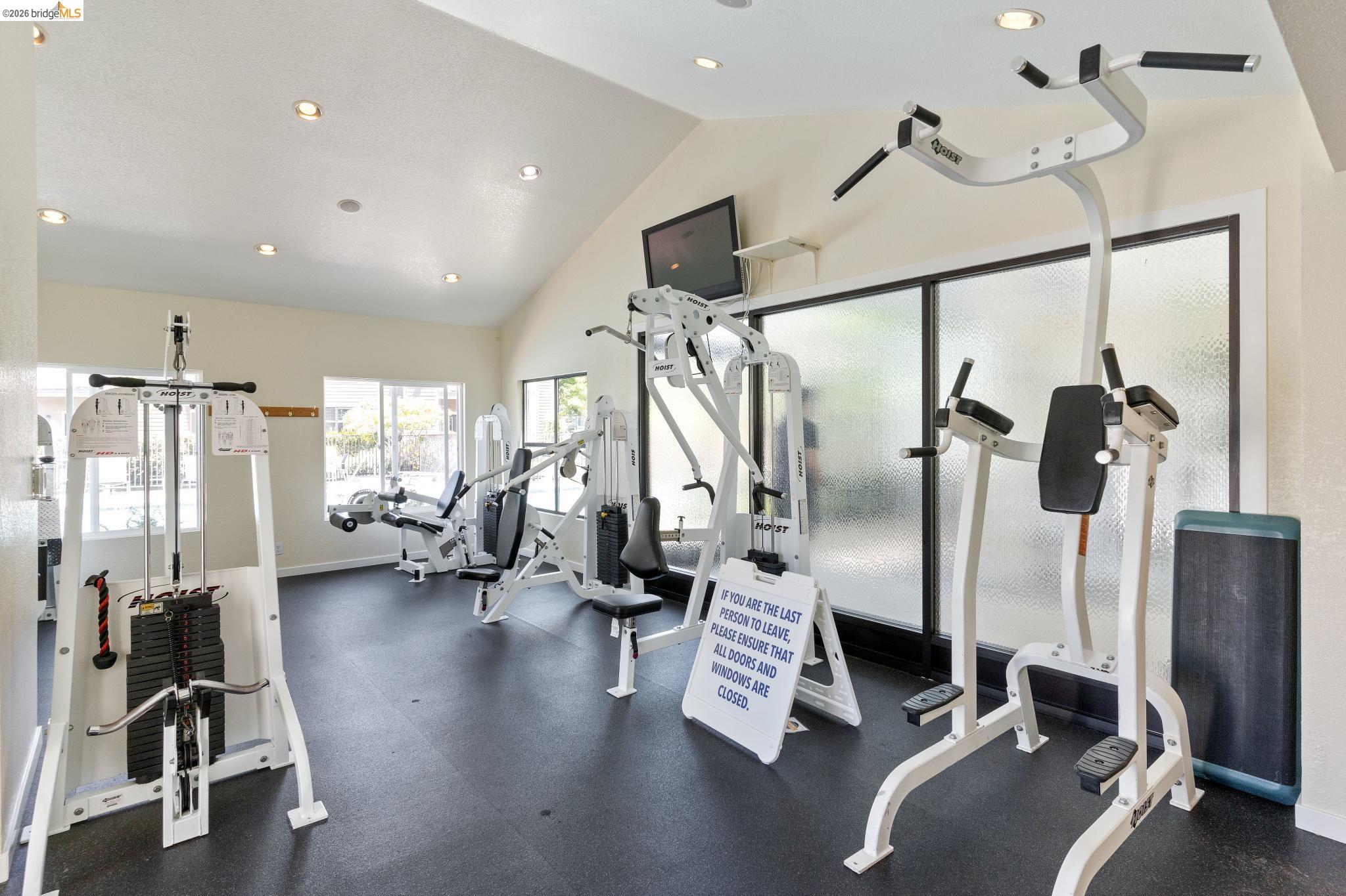 Detail Gallery Image 47 of 60 For 142 Shoreline Ct, Richmond,  CA 94804 - 2 Beds | 2 Baths