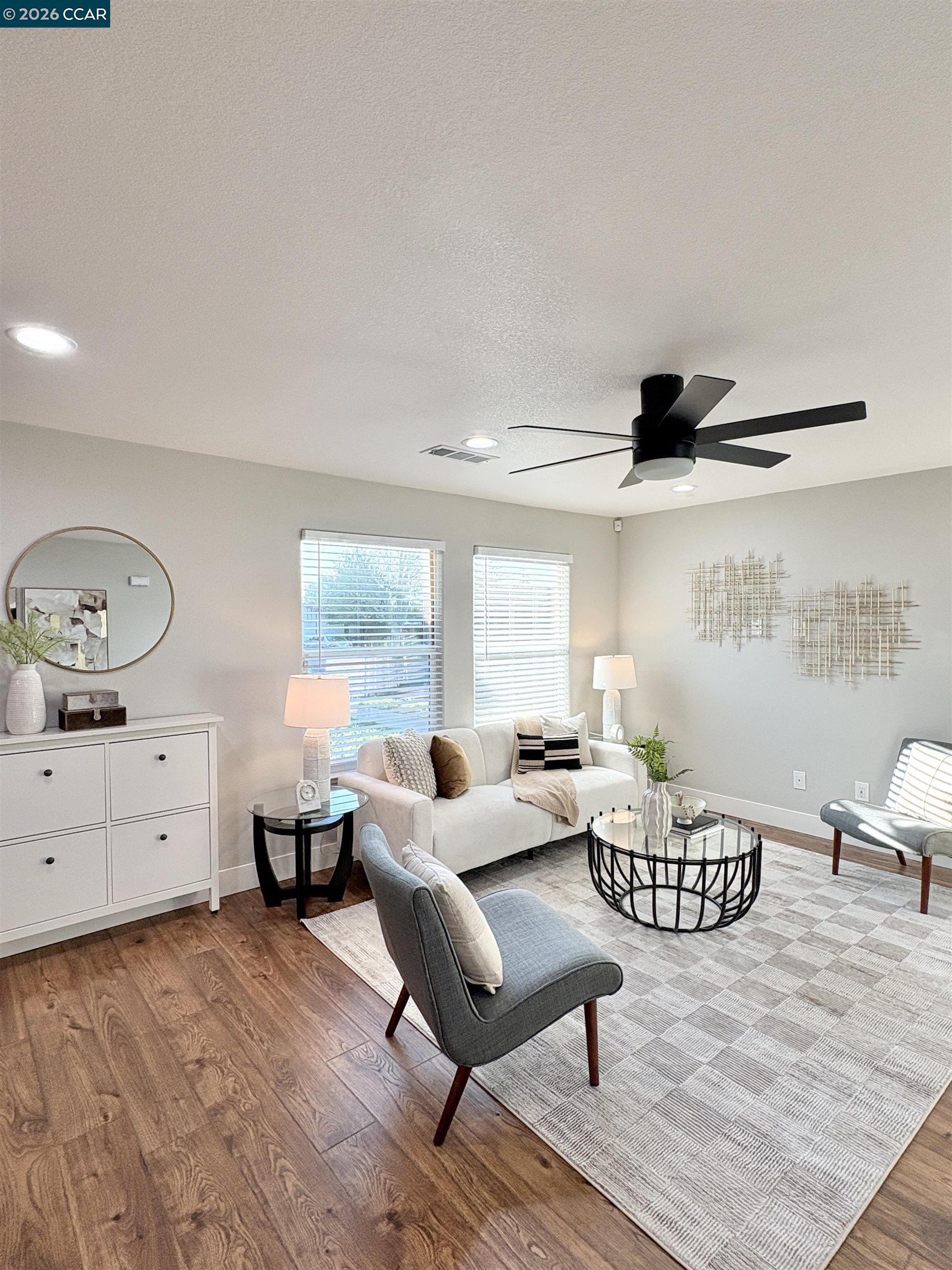 Detail Gallery Image 8 of 15 For 61 Galleon Way, Pittsburg,  CA 94565 - 3 Beds | 2 Baths