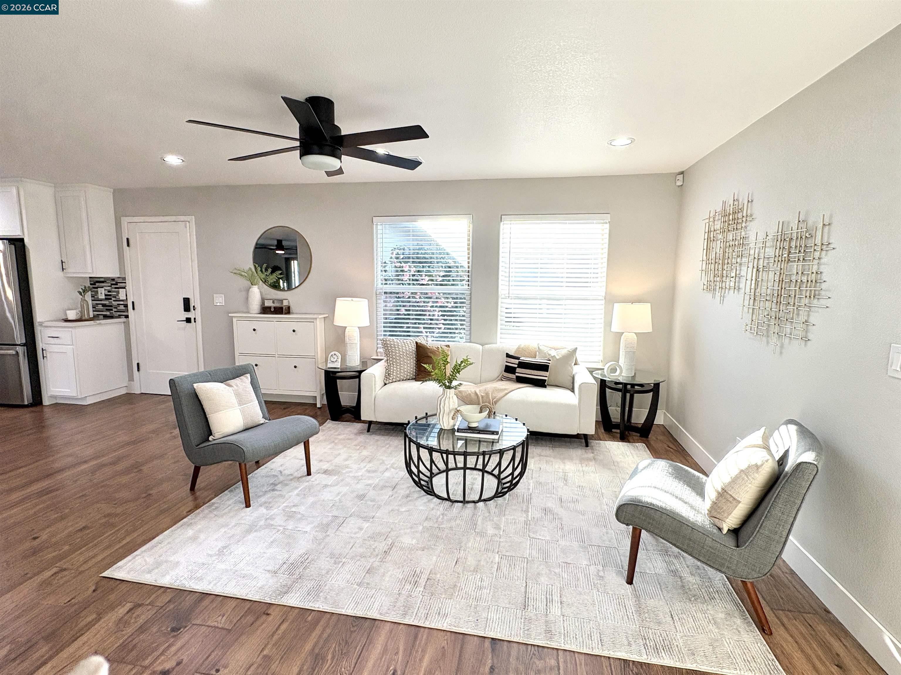 Detail Gallery Image 9 of 15 For 61 Galleon Way, Pittsburg,  CA 94565 - 3 Beds | 2 Baths