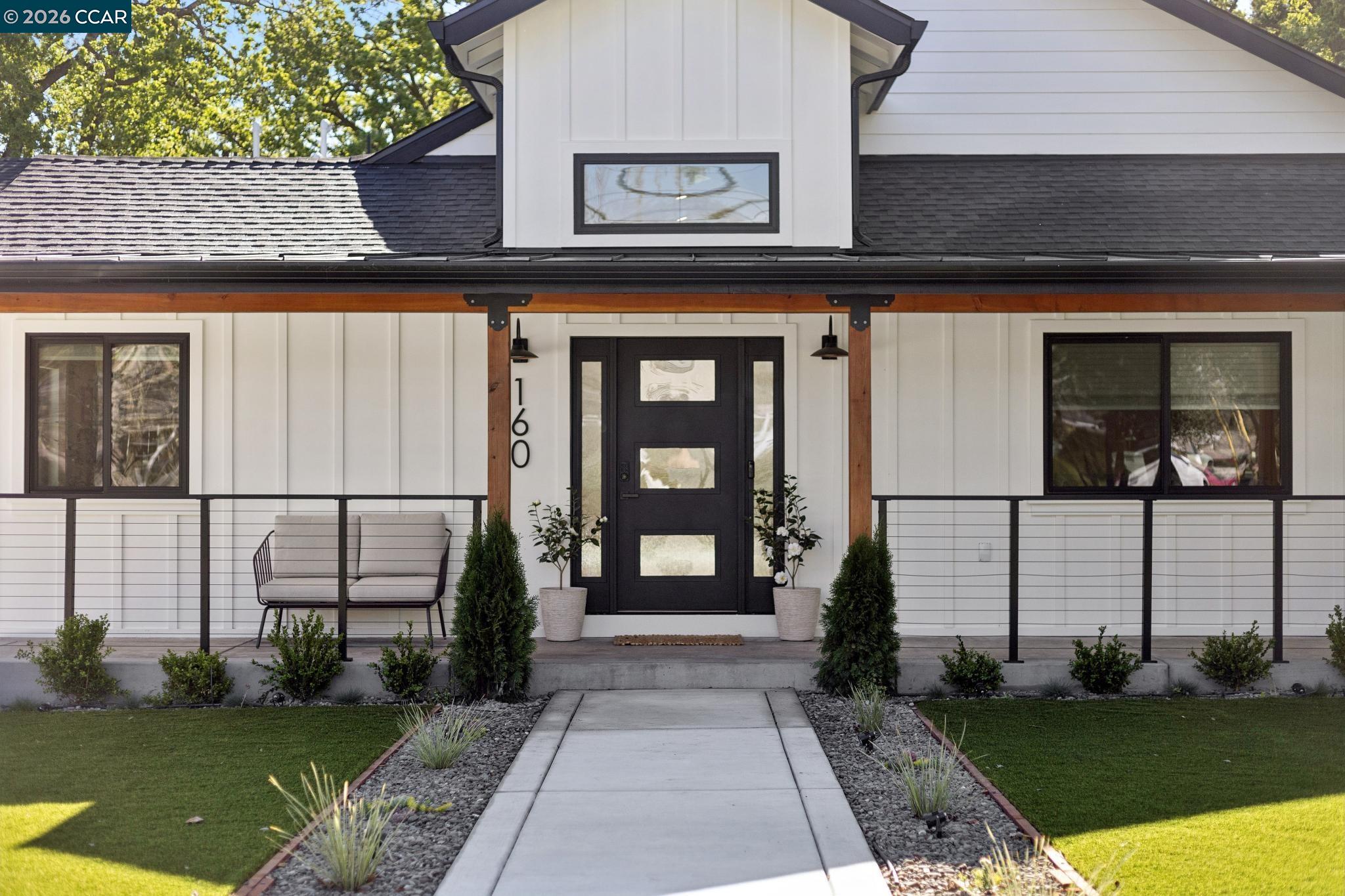 Detail Gallery Image 2 of 60 For 160 via Del Sol, Walnut Creek,  CA 94597 - 5 Beds | 3/1 Baths