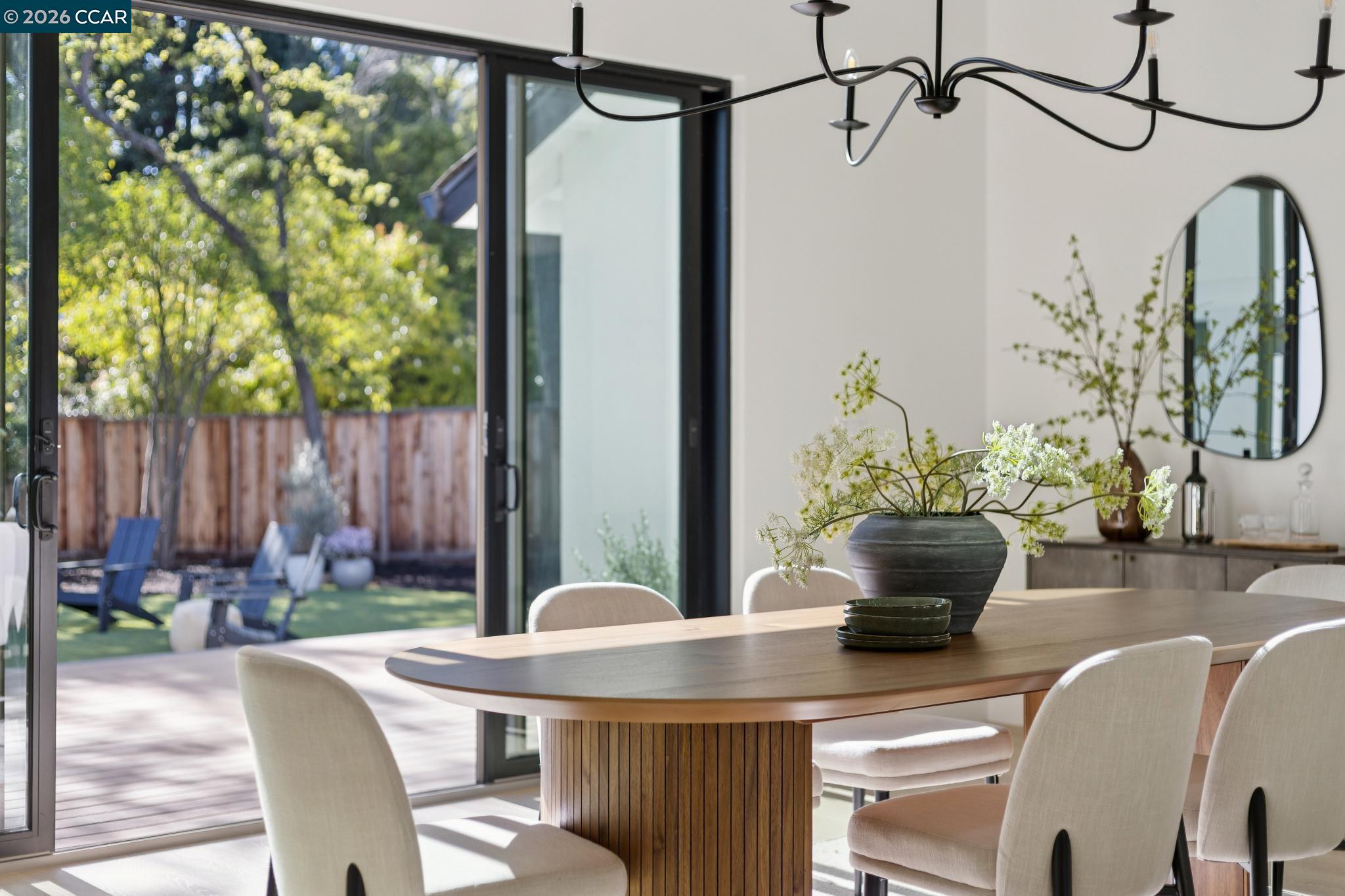 Detail Gallery Image 22 of 60 For 160 via Del Sol, Walnut Creek,  CA 94597 - 5 Beds | 3/1 Baths