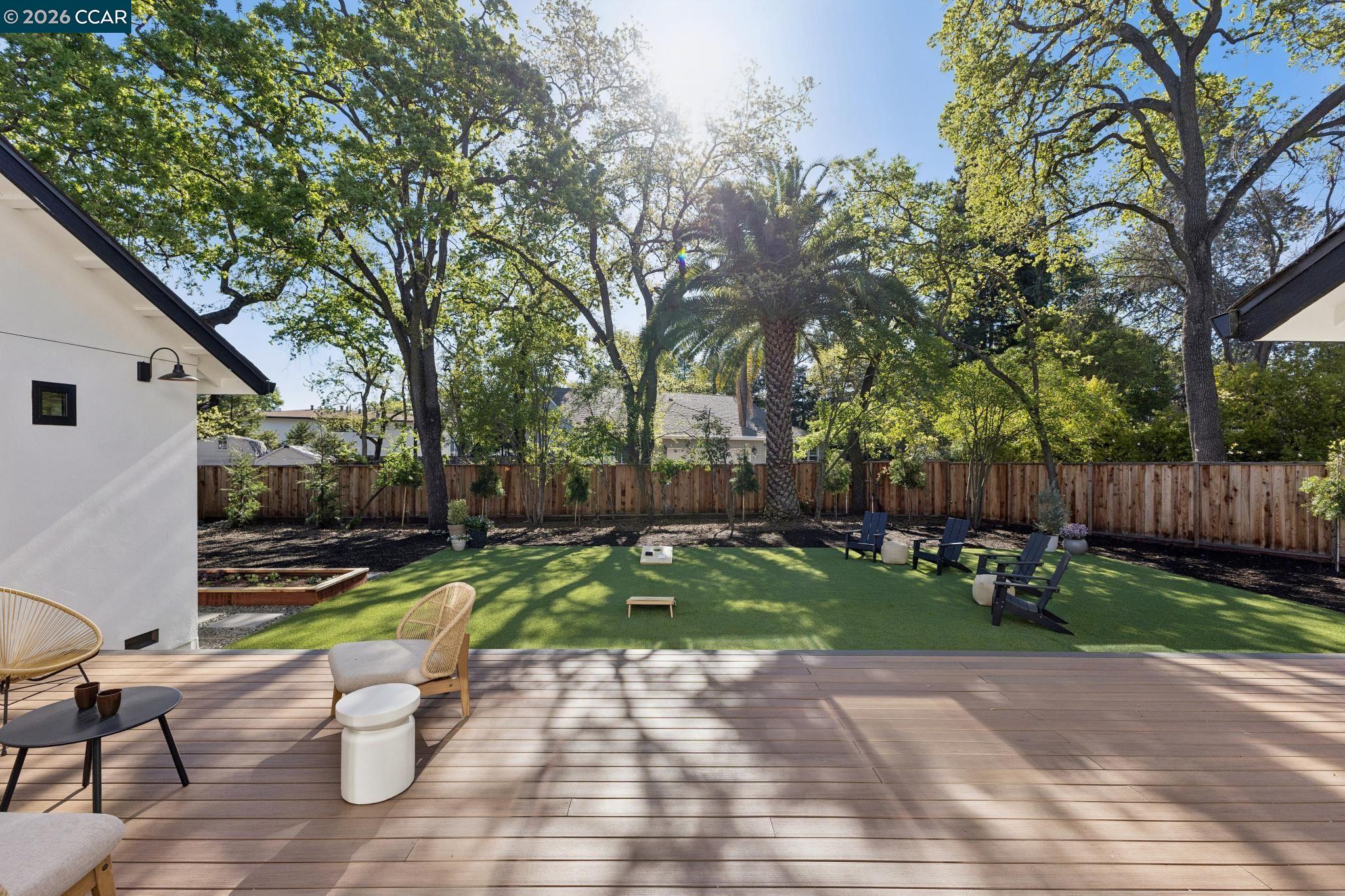 Detail Gallery Image 35 of 60 For 160 via Del Sol, Walnut Creek,  CA 94597 - 5 Beds | 3/1 Baths