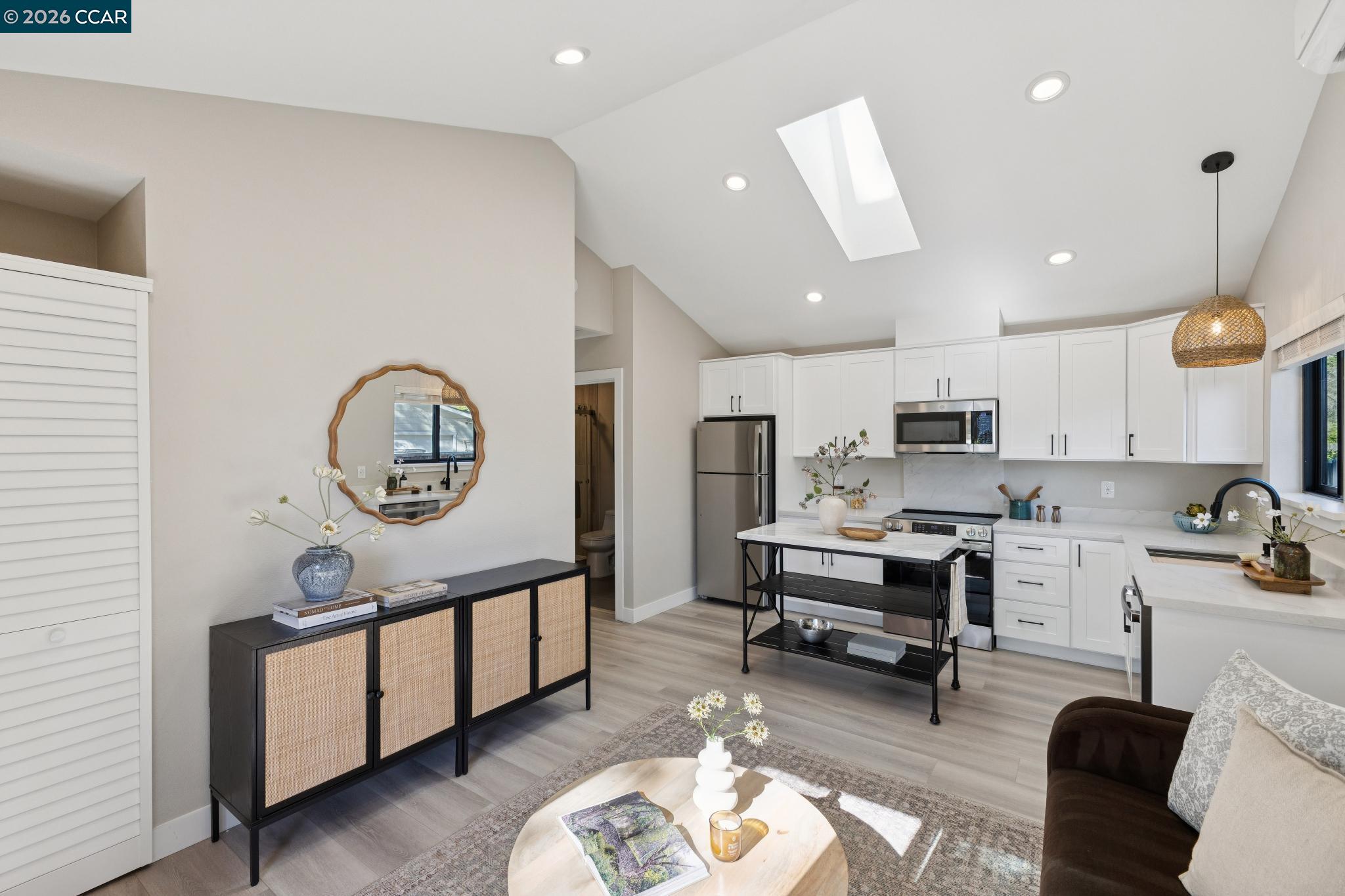 Detail Gallery Image 44 of 60 For 160 via Del Sol, Walnut Creek,  CA 94597 - 5 Beds | 3/1 Baths