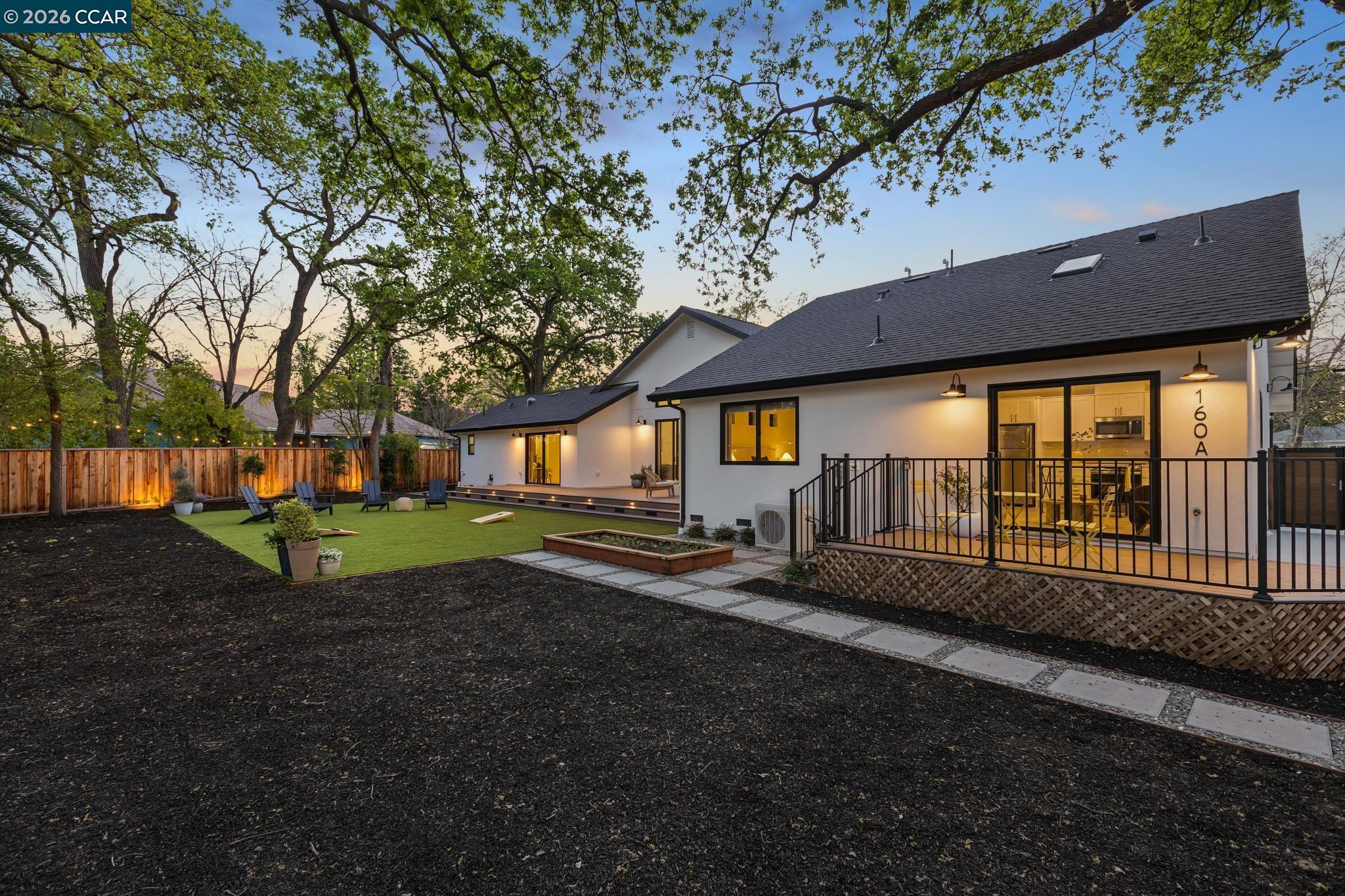 Detail Gallery Image 59 of 60 For 160 via Del Sol, Walnut Creek,  CA 94597 - 5 Beds | 3/1 Baths