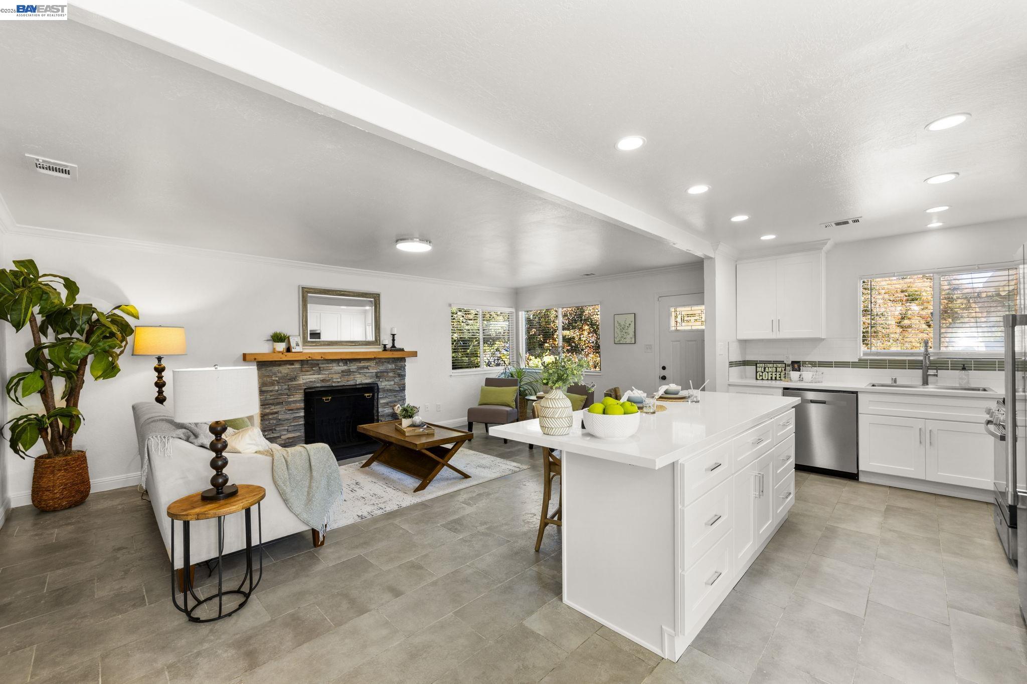 Detail Gallery Image 13 of 42 For 166 San Joaquin Court, Bay Point,  CA 94565 - 3 Beds | 2 Baths