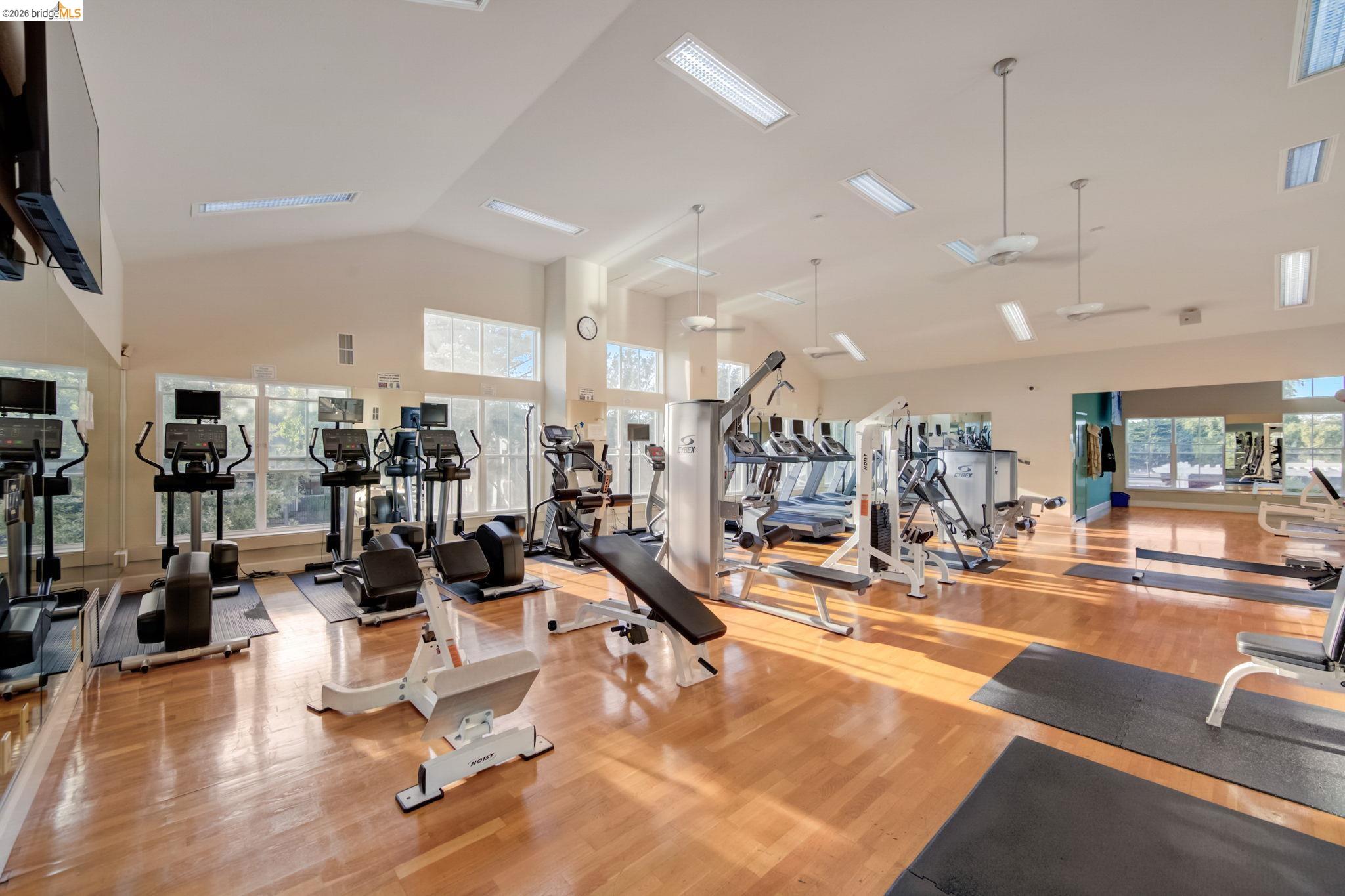 Detail Gallery Image 40 of 60 For 96 Bayside Ct, Richmond,  CA 94804 - 2 Beds | 2 Baths