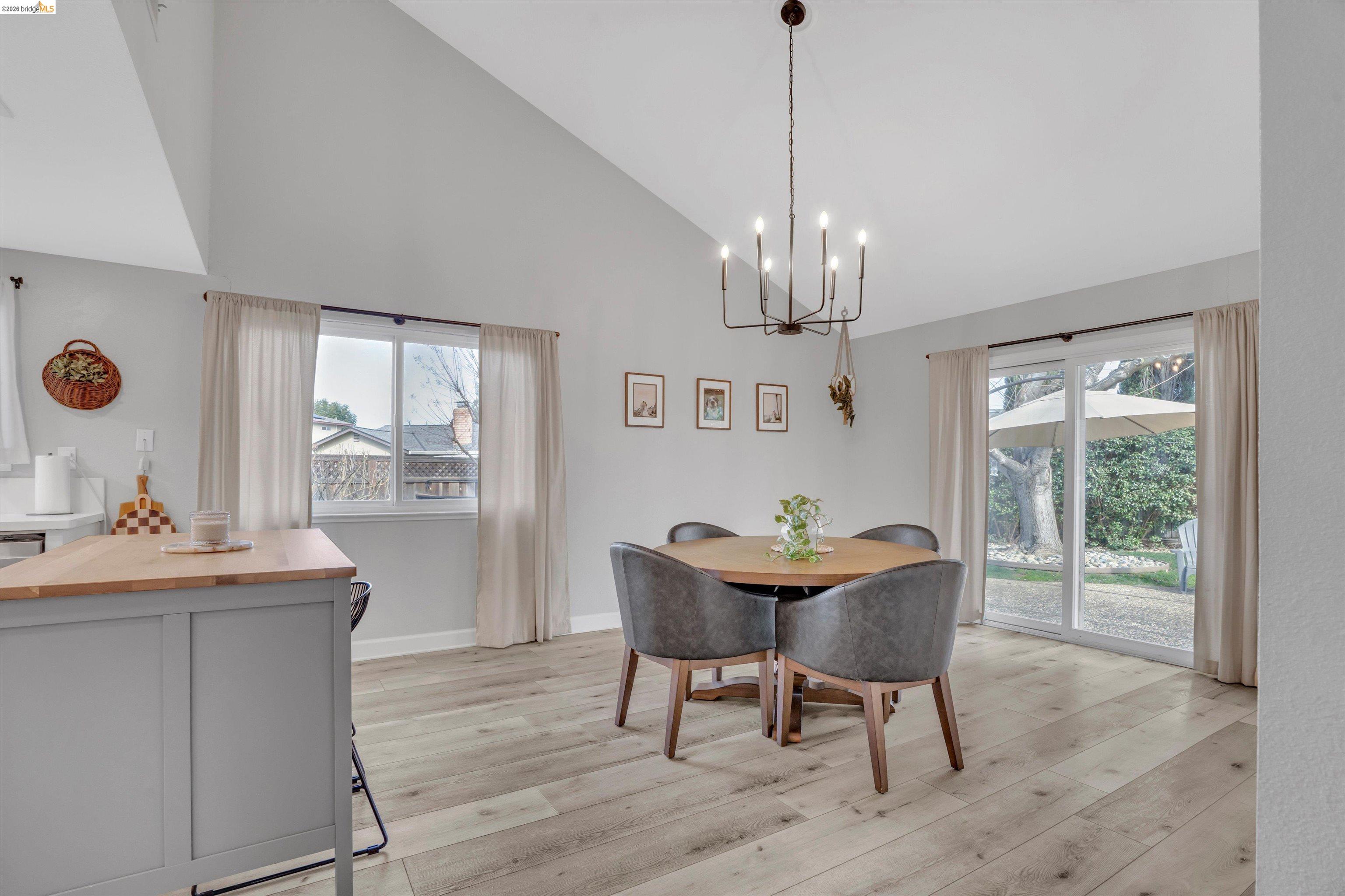 Detail Gallery Image 15 of 40 For 17 Kensington Ct, Brentwood,  CA 94513 - 3 Beds | 2 Baths