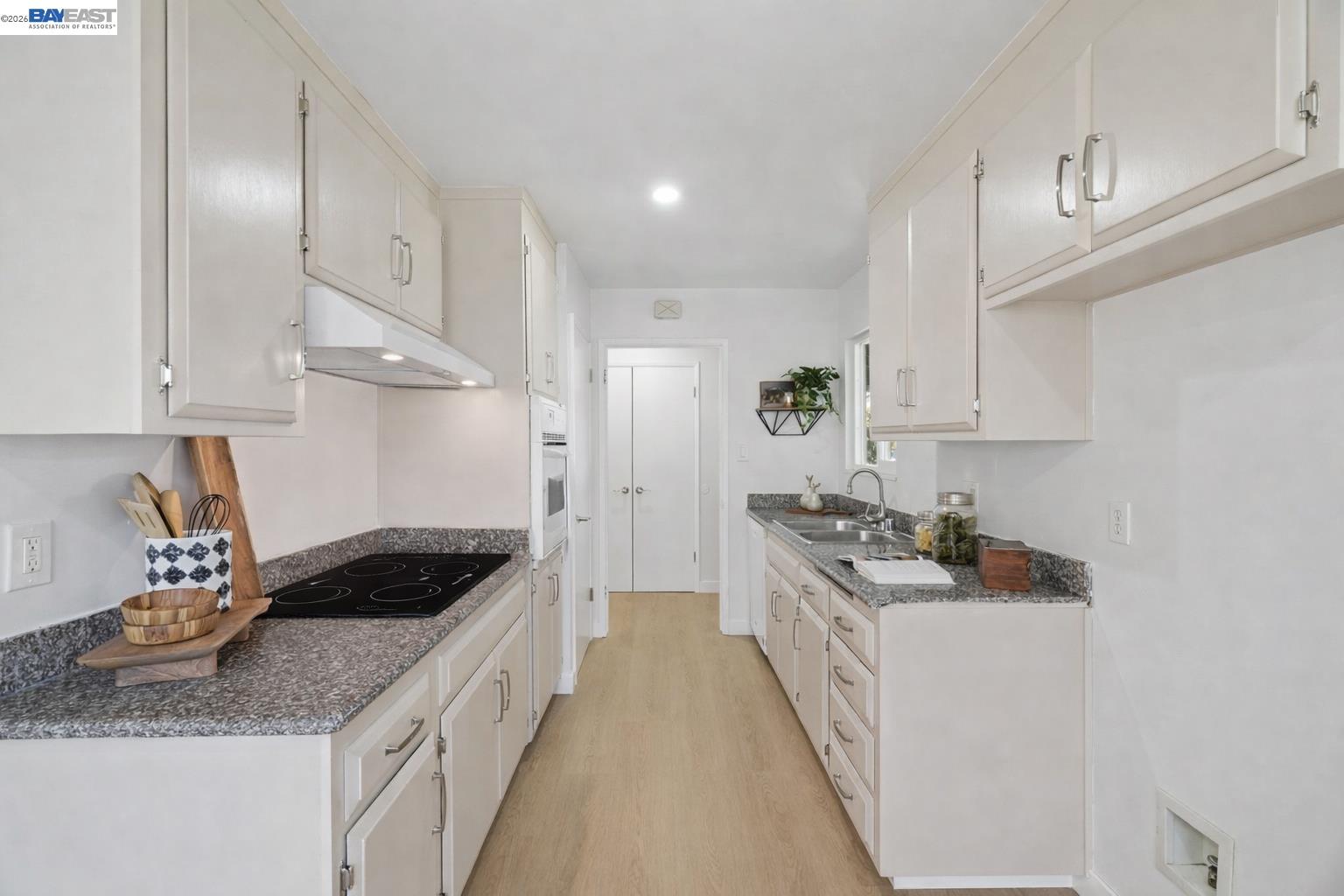 Detail Gallery Image 4 of 40 For 36276 Sandalwood St, Newark,  CA 94560 - 3 Beds | 2 Baths