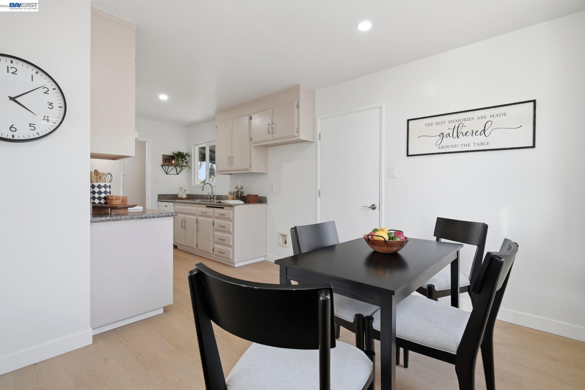 Detail Gallery Image 9 of 40 For 36276 Sandalwood St, Newark,  CA 94560 - 3 Beds | 2 Baths