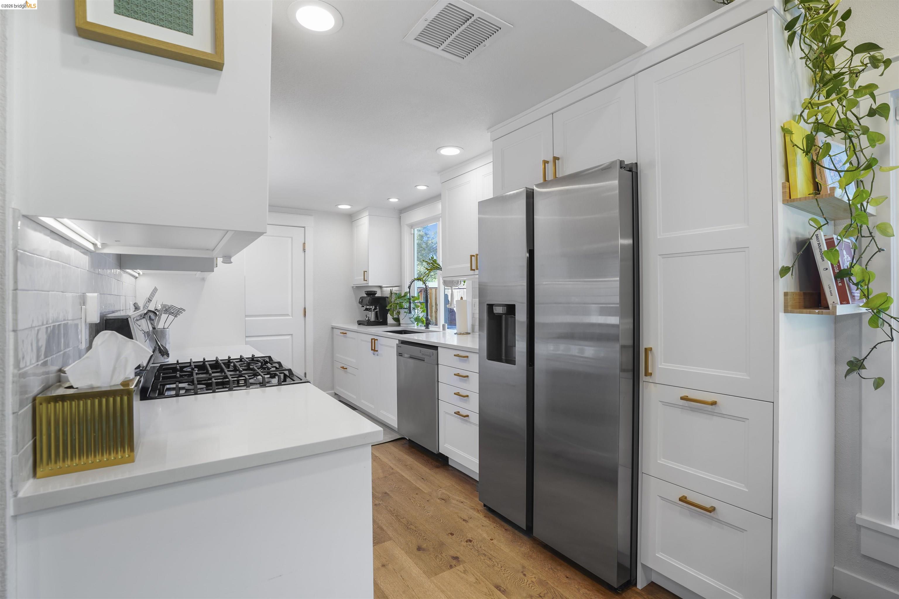 Detail Gallery Image 17 of 59 For 5665 Arcadia Ave, Loomis,  CA 95650 - 3 Beds | 2 Baths