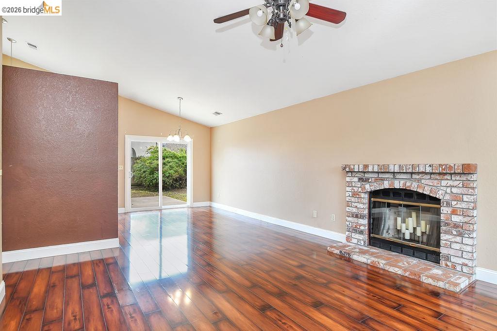 Detail Gallery Image 12 of 30 For 901 Weibel Circle, Oakley,  CA 94561-3024 - 3 Beds | 2 Baths