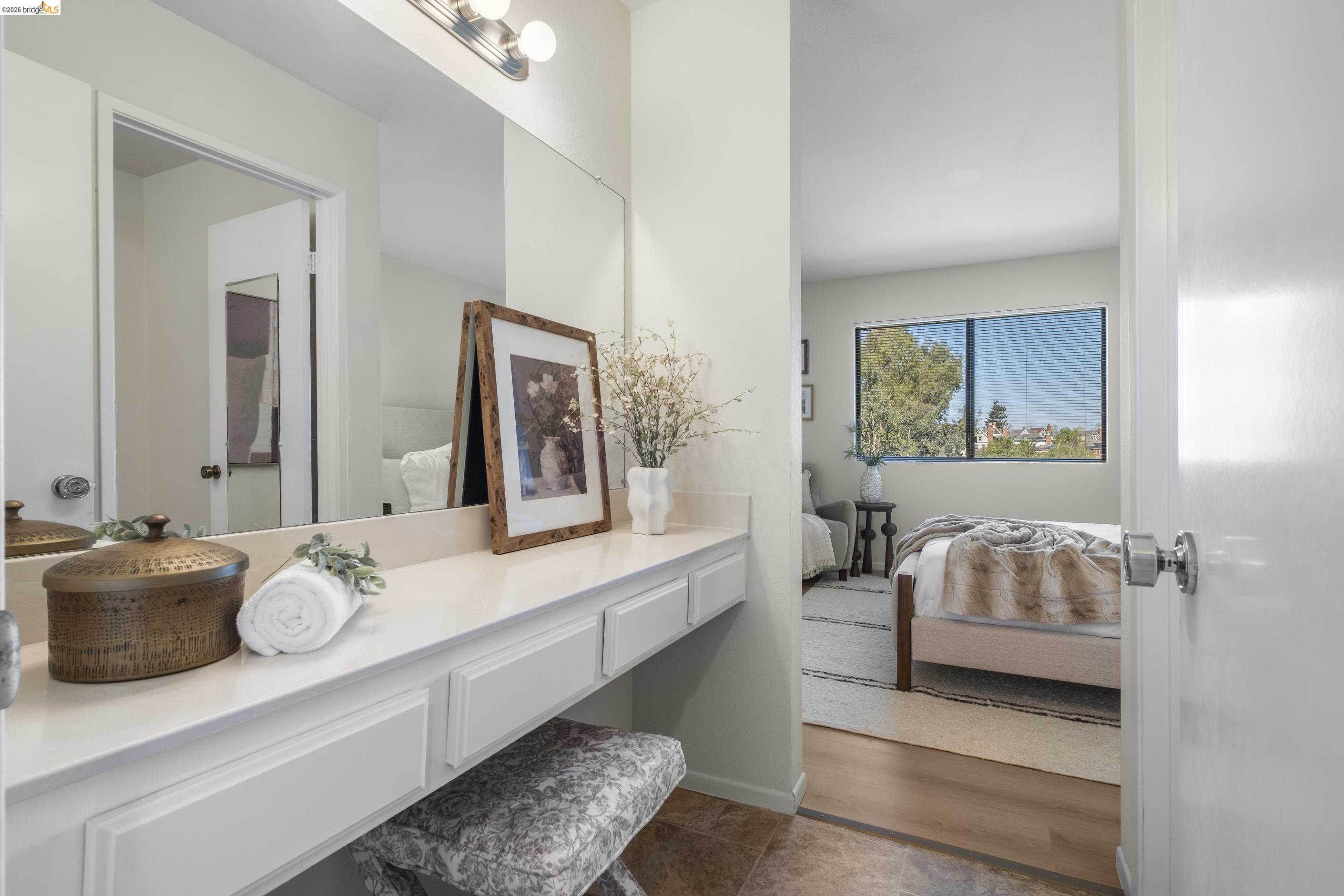 Detail Gallery Image 17 of 26 For 214 Apollo #3,  Hercules,  CA 94547 - 2 Beds | 1/1 Baths