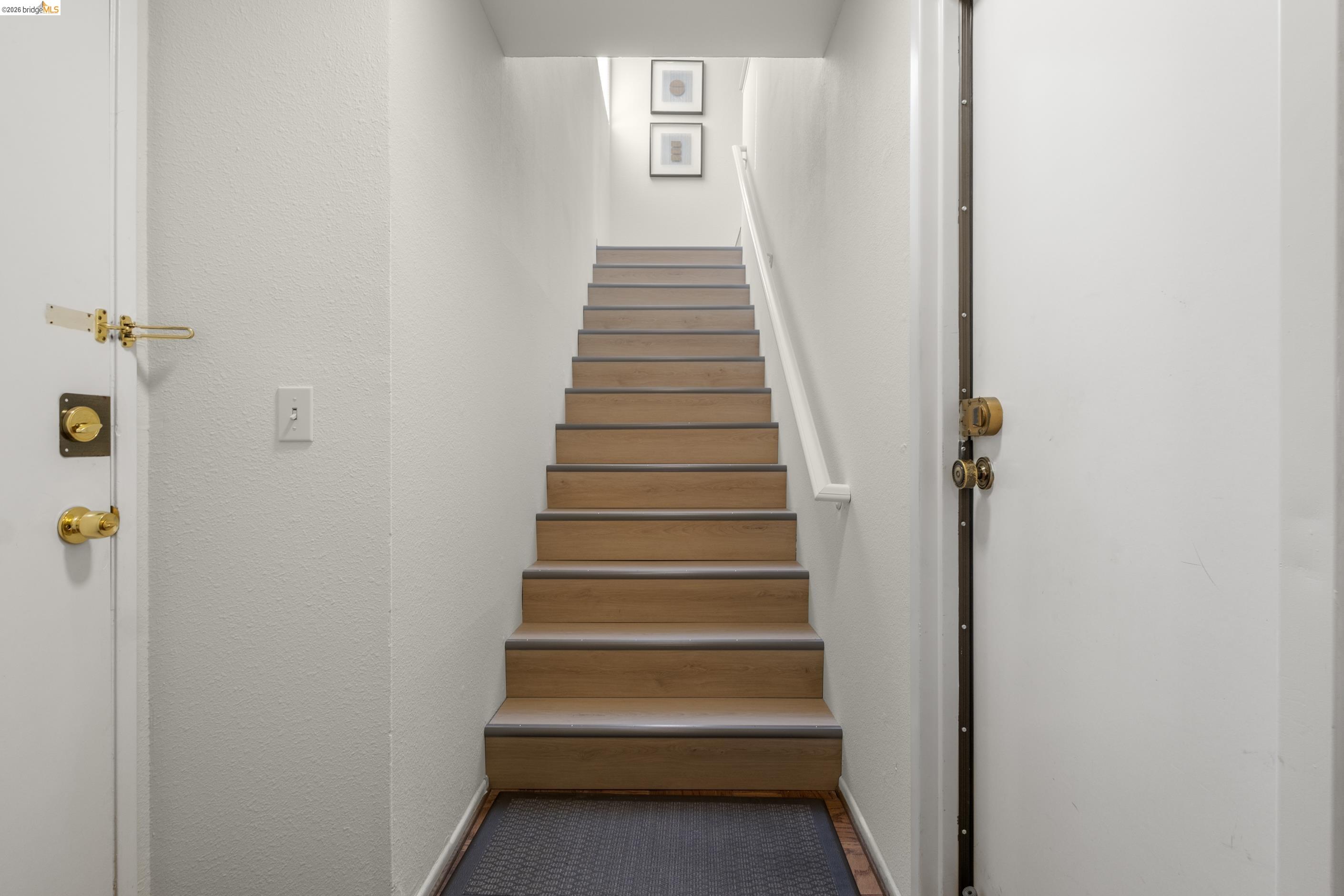 Detail Gallery Image 19 of 26 For 214 Apollo #3,  Hercules,  CA 94547 - 2 Beds | 1/1 Baths