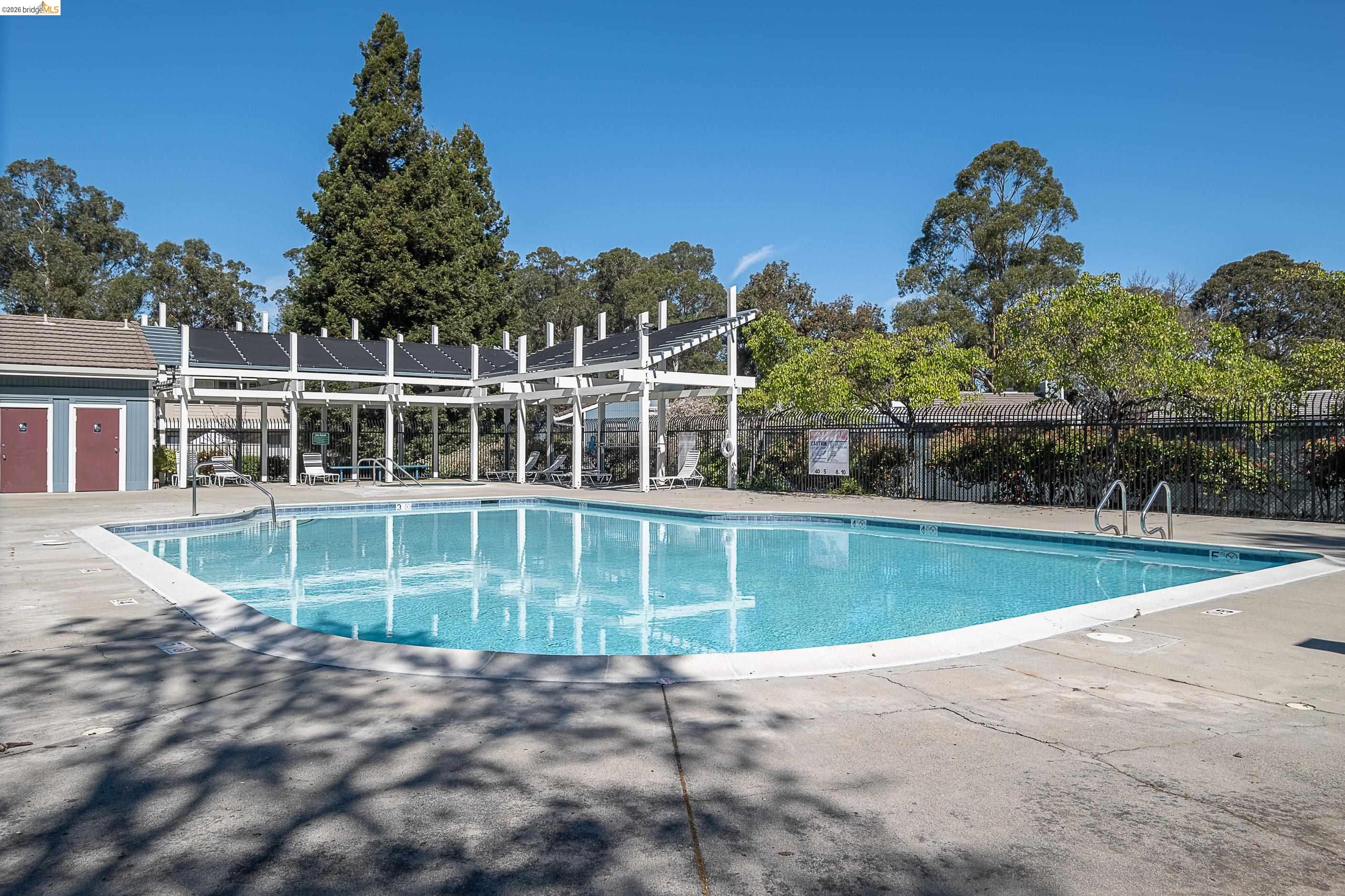 Detail Gallery Image 24 of 26 For 214 Apollo #3,  Hercules,  CA 94547 - 2 Beds | 1/1 Baths