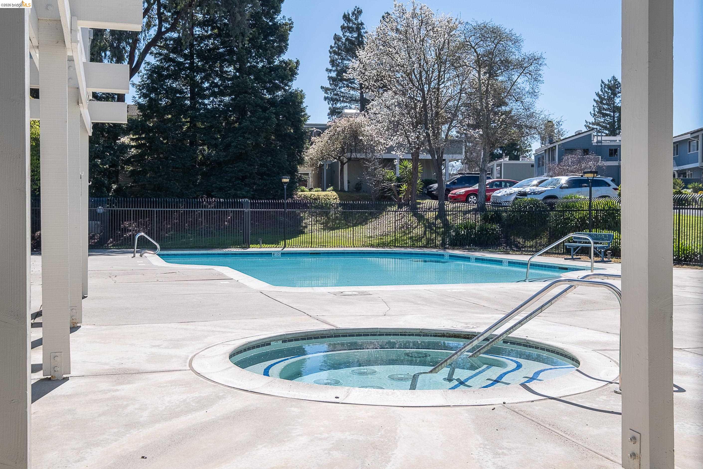 Detail Gallery Image 25 of 26 For 214 Apollo #3,  Hercules,  CA 94547 - 2 Beds | 1/1 Baths