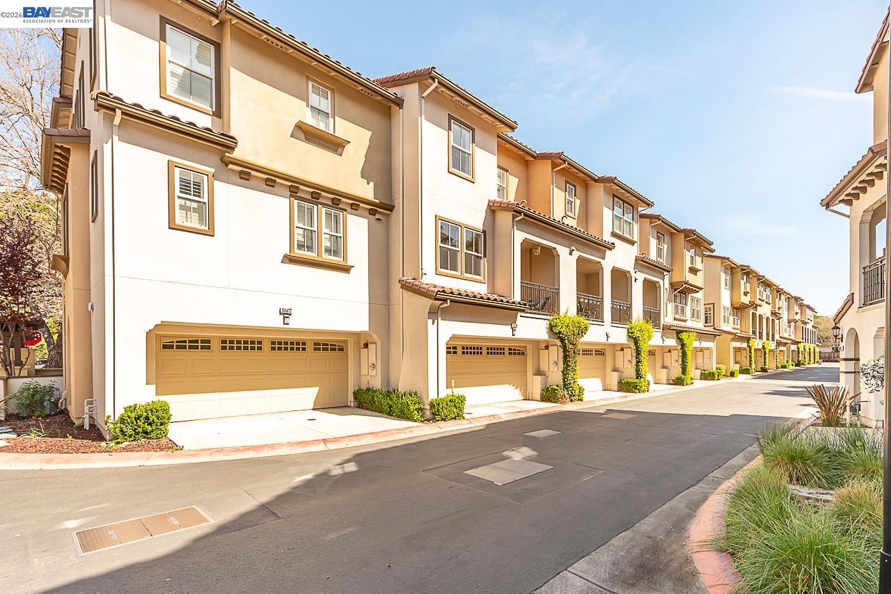 33479 Alvarado Niles Rd, Union City · 2019 Townhome at Monarch at Soares Ranch | Open House Saturday May 9 · $1,175,000, Photo 25