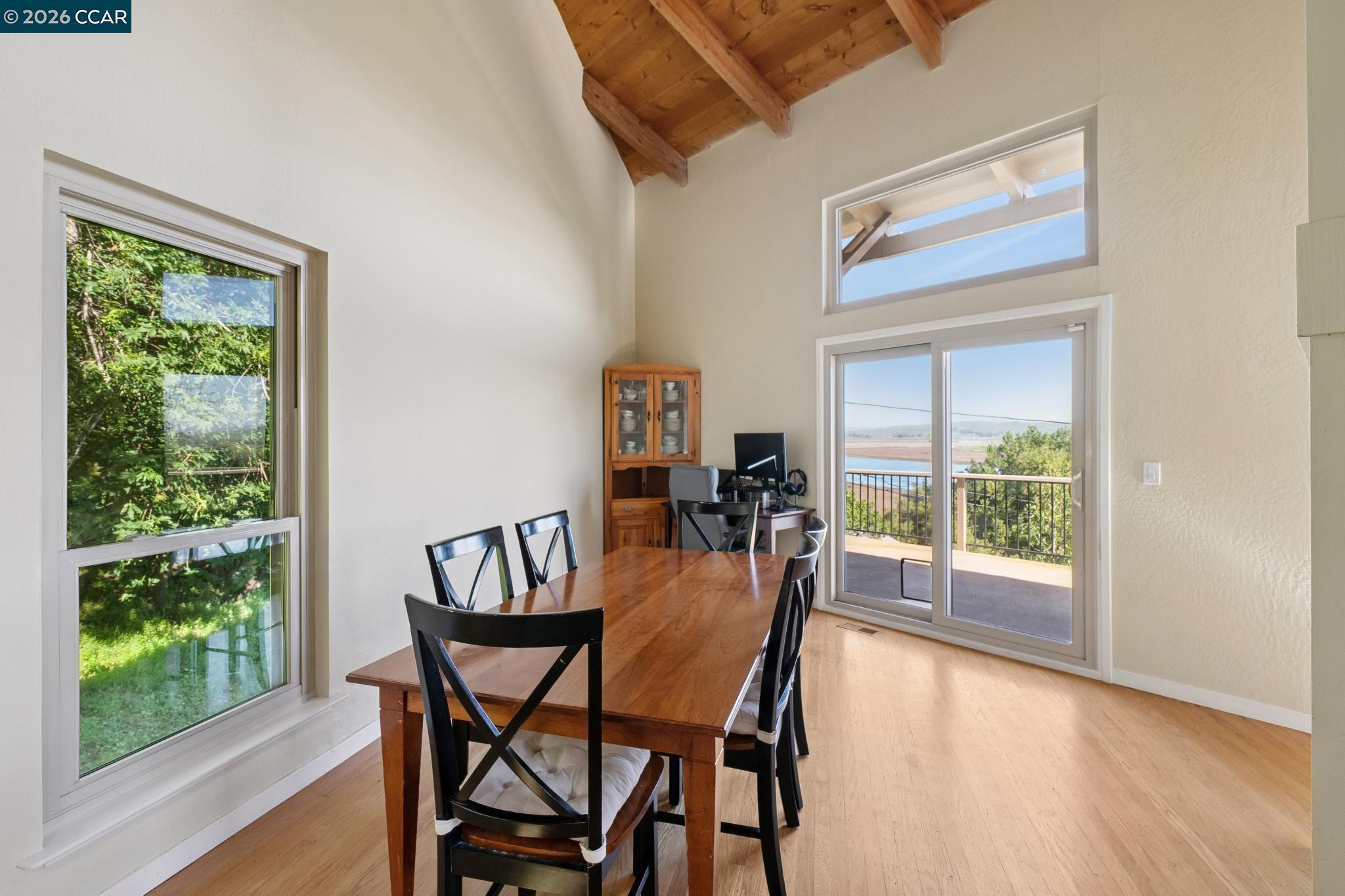 Detail Gallery Image 18 of 51 For 66 Bridge Rd, Novato,  CA 94945 - 3 Beds | 2 Baths