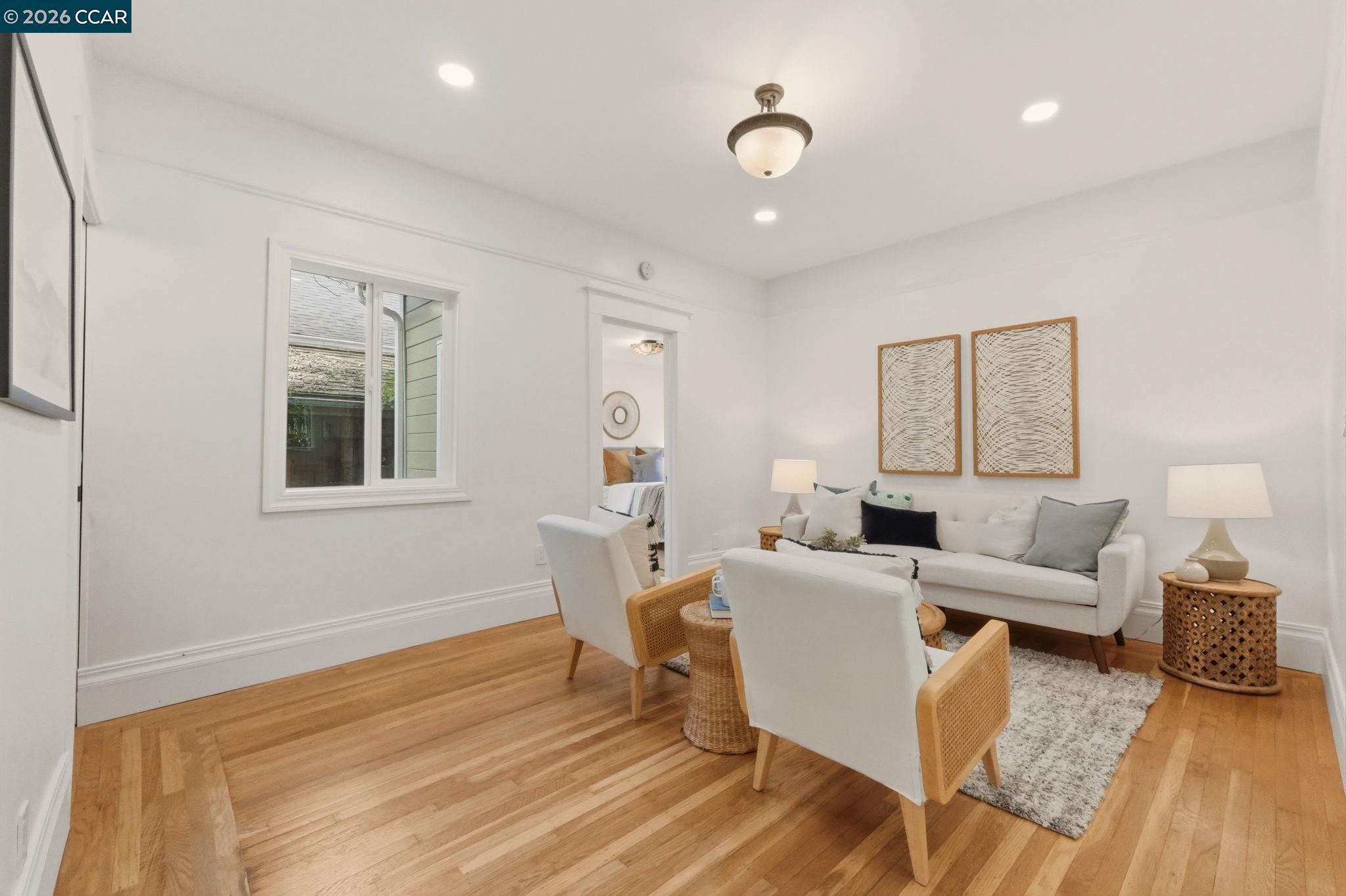 Detail Gallery Image 6 of 58 For 3214 California St, Berkeley,  CA 94703 - 4 Beds | 2 Baths