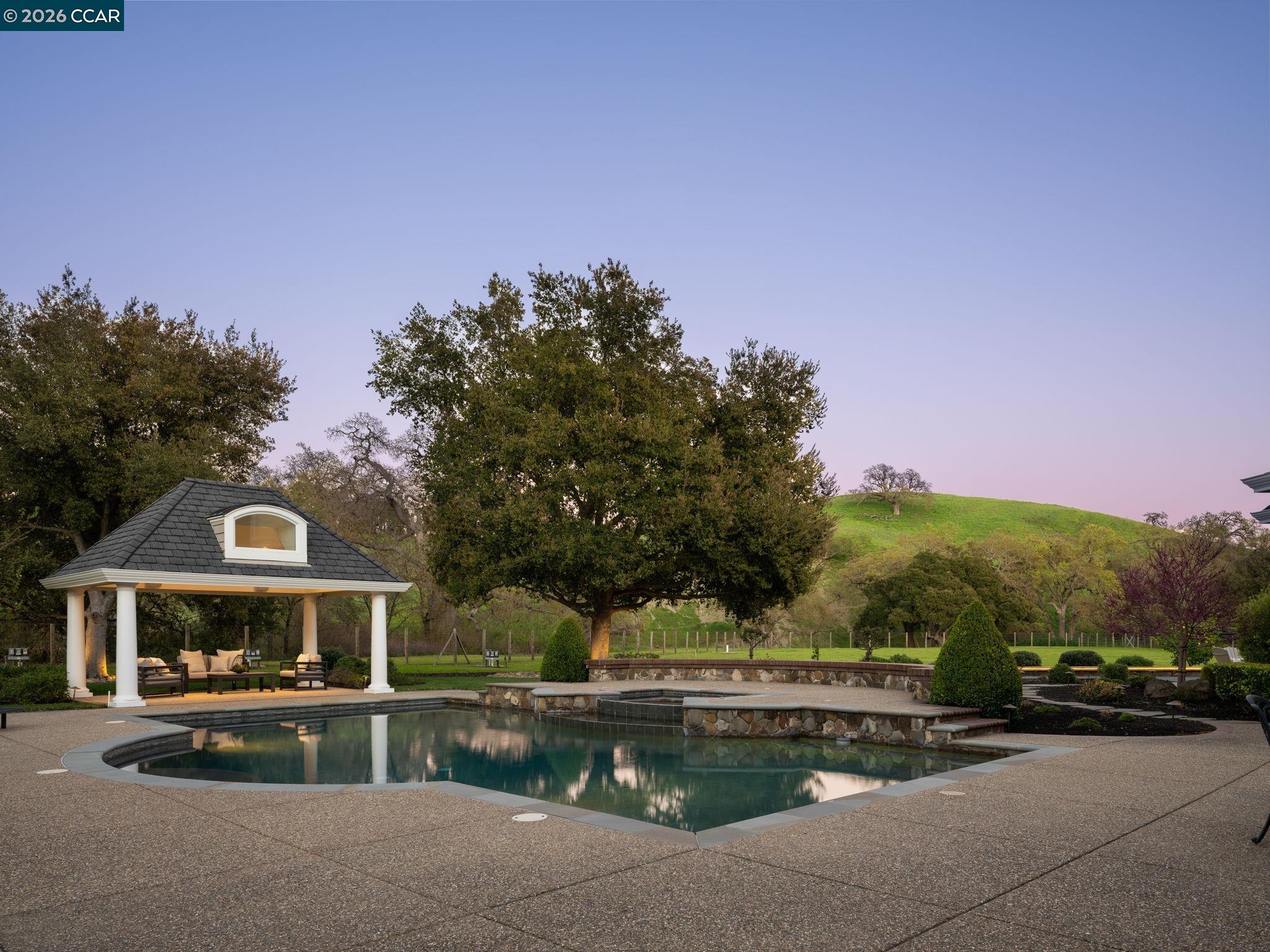 Detail Gallery Image 6 of 60 For 5401 Penny Ln, Danville,  CA 94506 - 5 Beds | 4/2 Baths