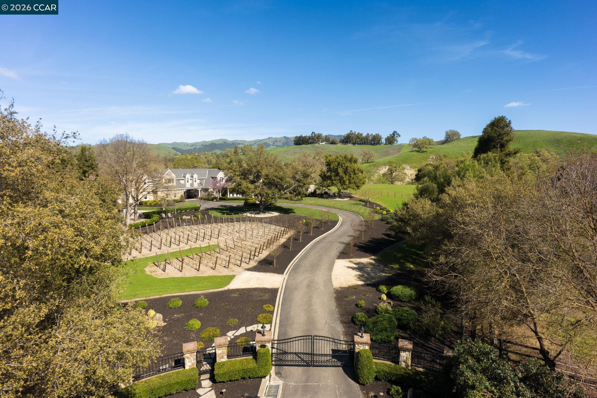 Detail Gallery Image 9 of 60 For 5401 Penny Ln, Danville,  CA 94506 - 5 Beds | 4/2 Baths