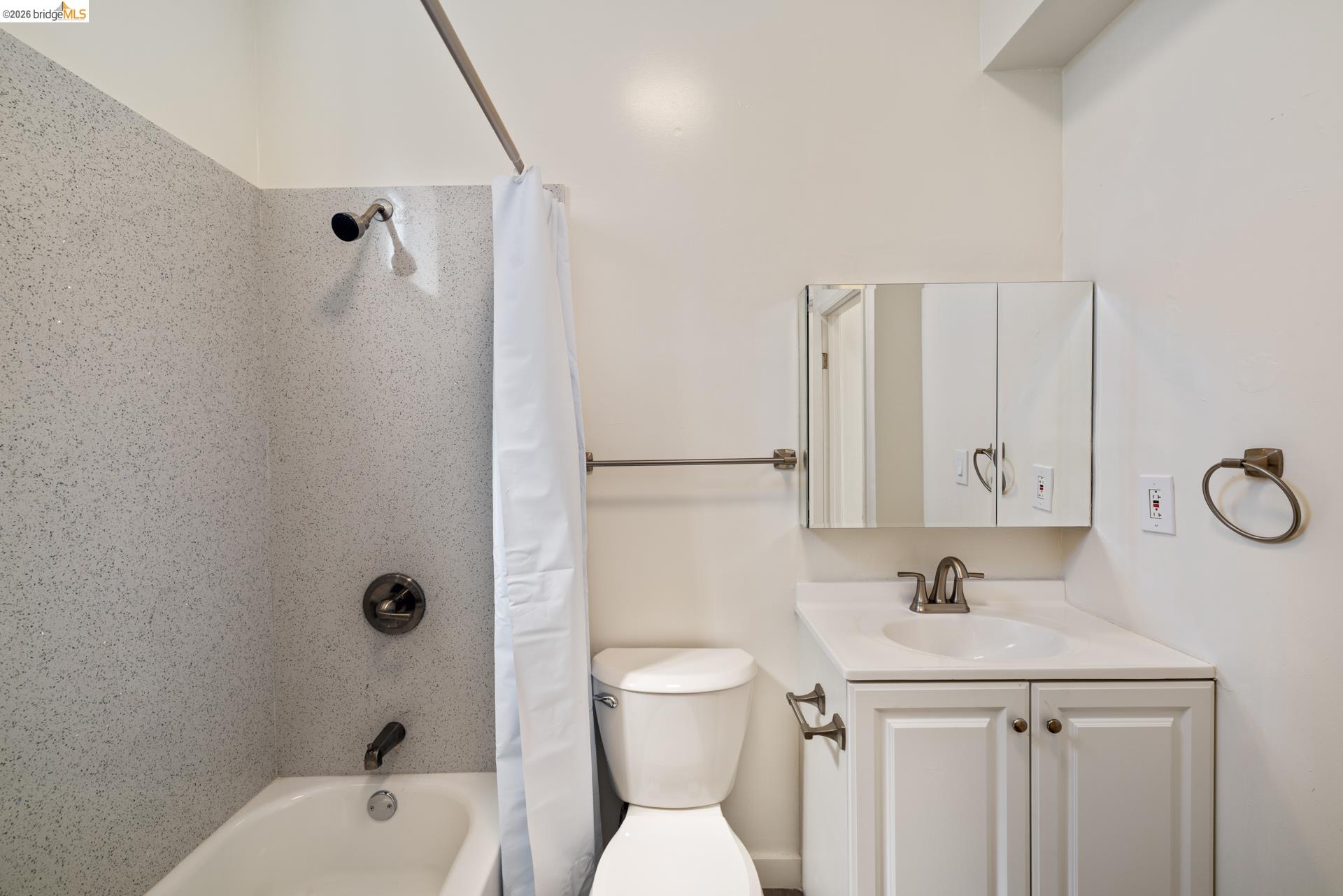 Detail Gallery Image 12 of 34 For 3403 Harlan St, Oakland,  CA 94608 - – Beds | – Baths