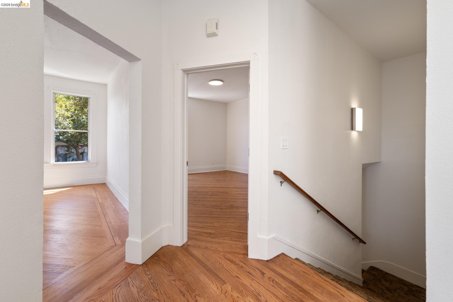 Detail Gallery Image 3 of 34 For 3403 Harlan St, Oakland,  CA 94608 - – Beds | – Baths