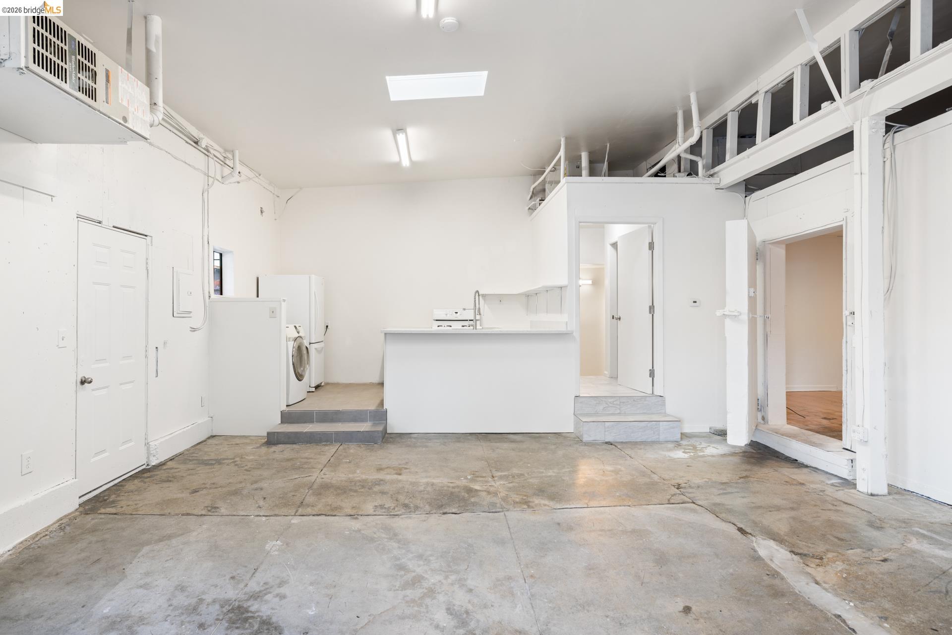 Detail Gallery Image 25 of 34 For 3403 Harlan St, Oakland,  CA 94608 - – Beds | – Baths