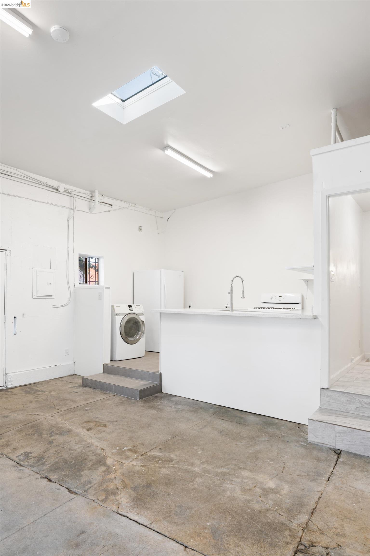 Detail Gallery Image 26 of 34 For 3403 Harlan St, Oakland,  CA 94608 - – Beds | – Baths