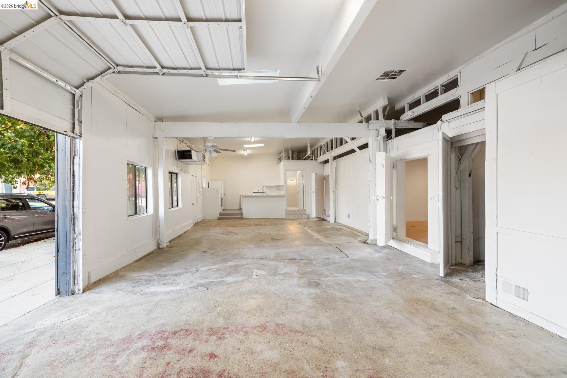 Detail Gallery Image 28 of 34 For 3403 Harlan St, Oakland,  CA 94608 - – Beds | – Baths