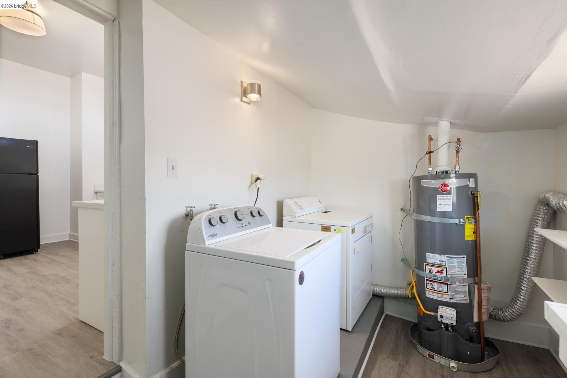 Detail Gallery Image 10 of 34 For 3403 Harlan St, Oakland,  CA 94608 - – Beds | – Baths