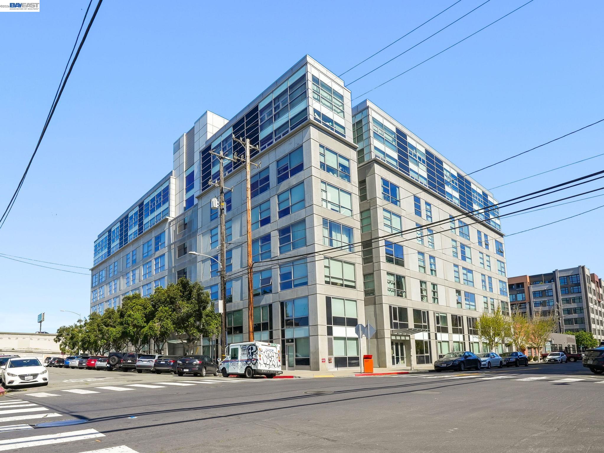 Photo #2: 41126990 Listing: Photo #2