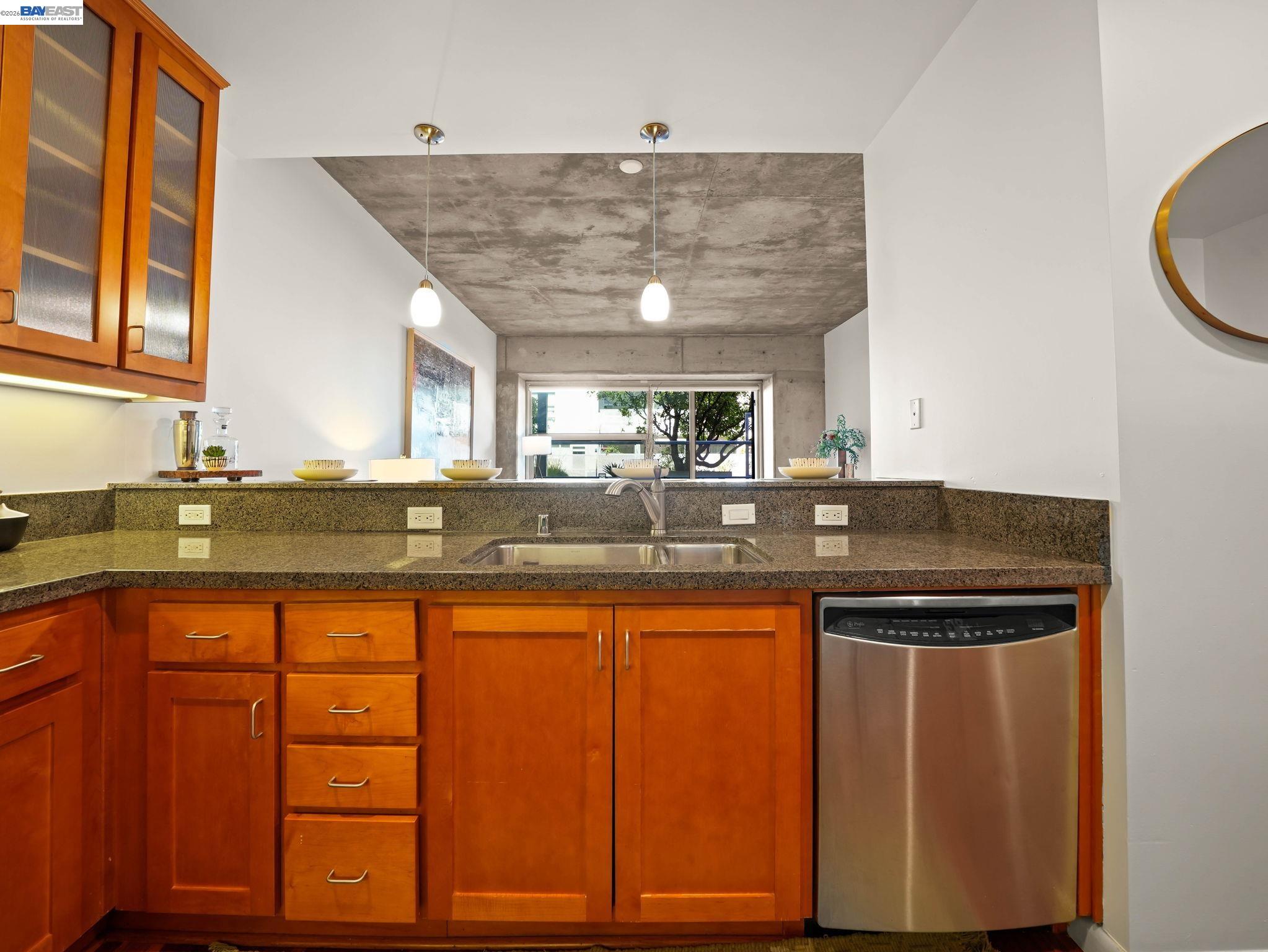 Photo #6: 41126990 Listing: Photo #6