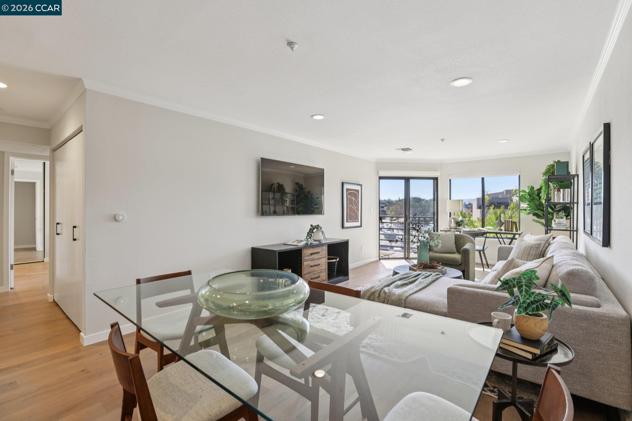 Detail Gallery Image 11 of 43 For 1201 Alta Vista Drive #106,  Walnut Creek,  CA 94596-4628 - 2 Beds | 2 Baths