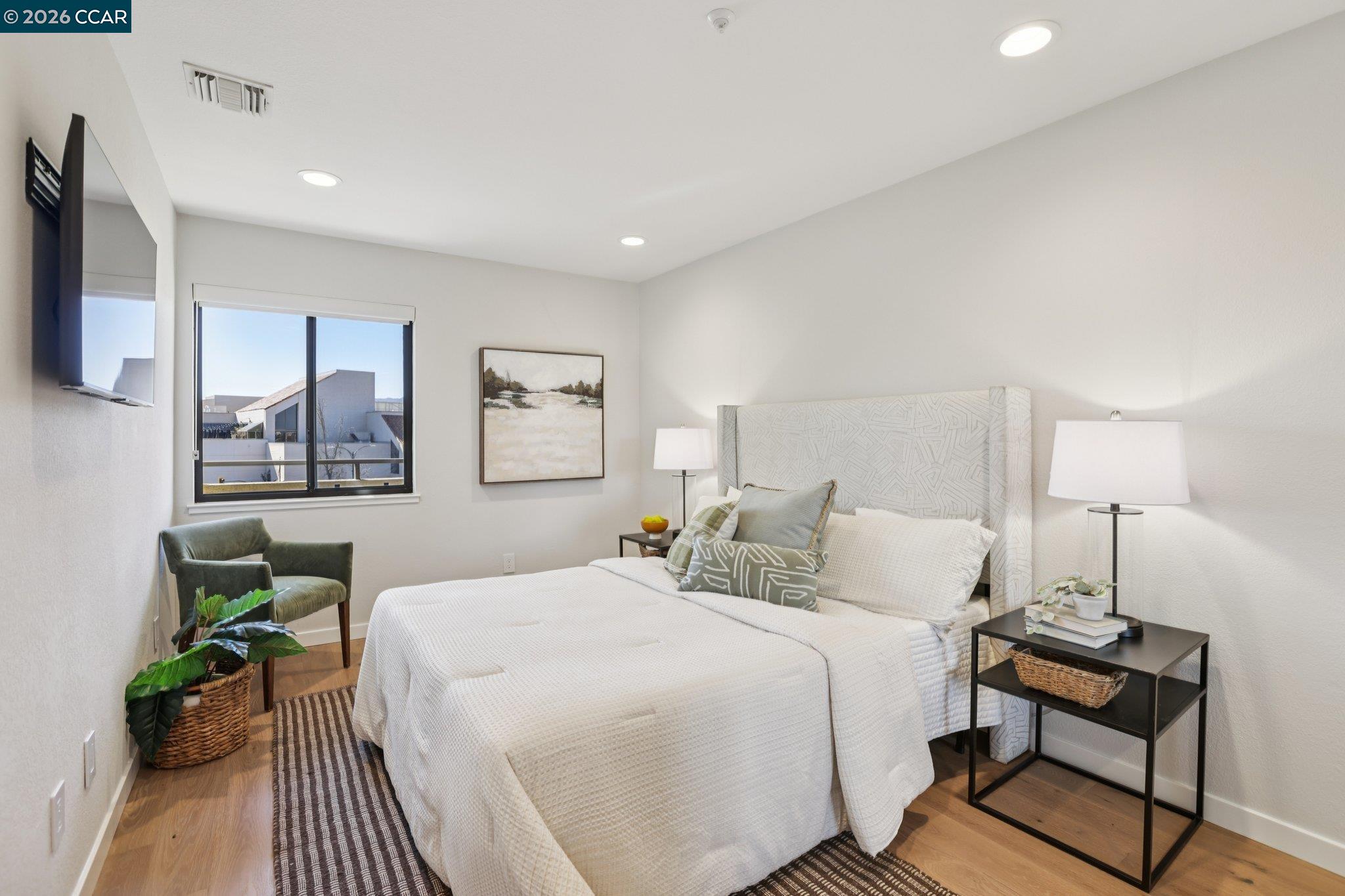 Detail Gallery Image 14 of 43 For 1201 Alta Vista Drive #106,  Walnut Creek,  CA 94596-4628 - 2 Beds | 2 Baths