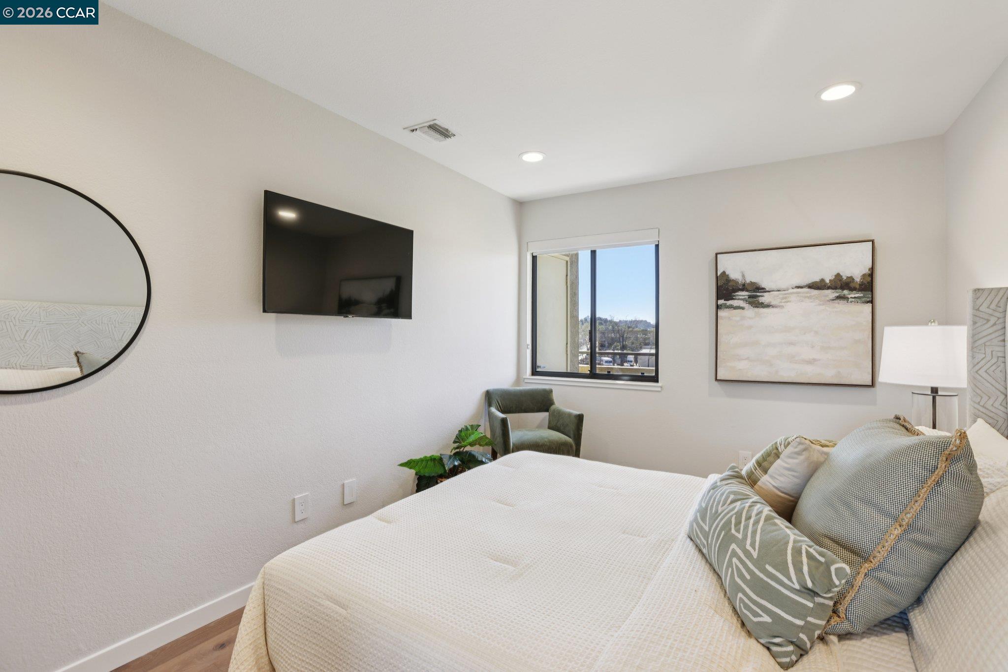 Detail Gallery Image 16 of 43 For 1201 Alta Vista Drive #106,  Walnut Creek,  CA 94596-4628 - 2 Beds | 2 Baths