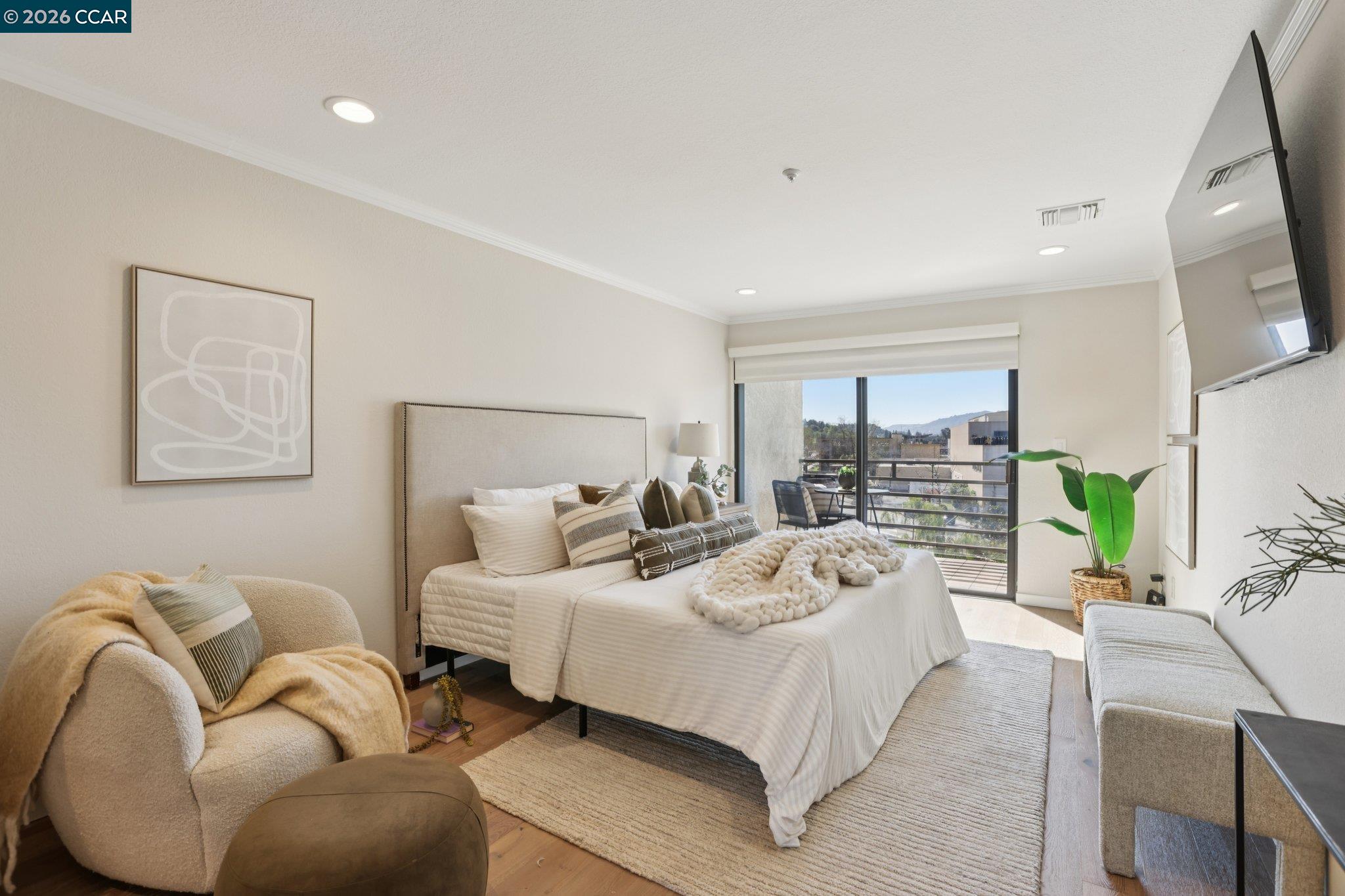 Detail Gallery Image 17 of 43 For 1201 Alta Vista Drive #106,  Walnut Creek,  CA 94596-4628 - 2 Beds | 2 Baths