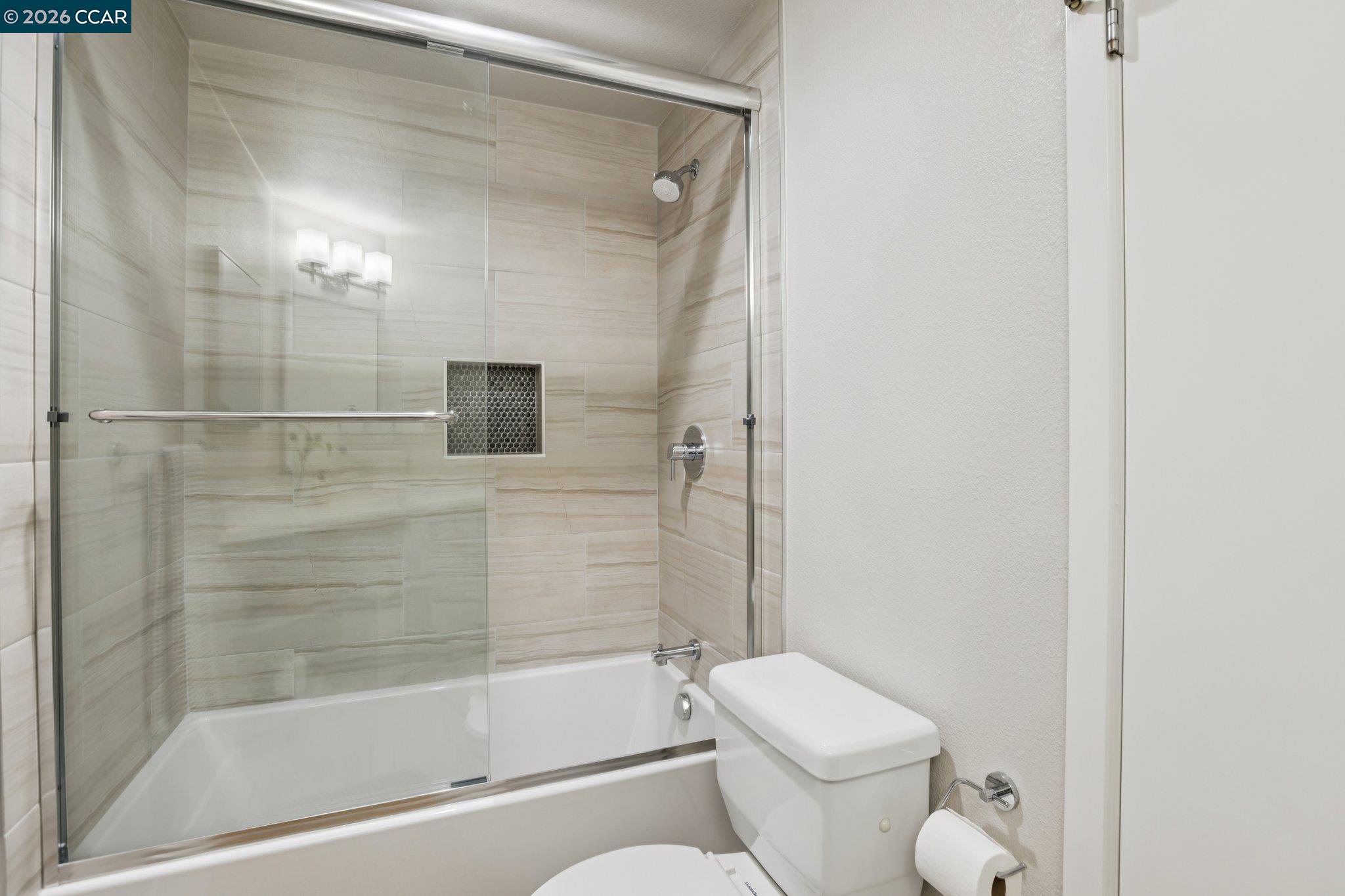 Detail Gallery Image 24 of 43 For 1201 Alta Vista Drive #106,  Walnut Creek,  CA 94596-4628 - 2 Beds | 2 Baths