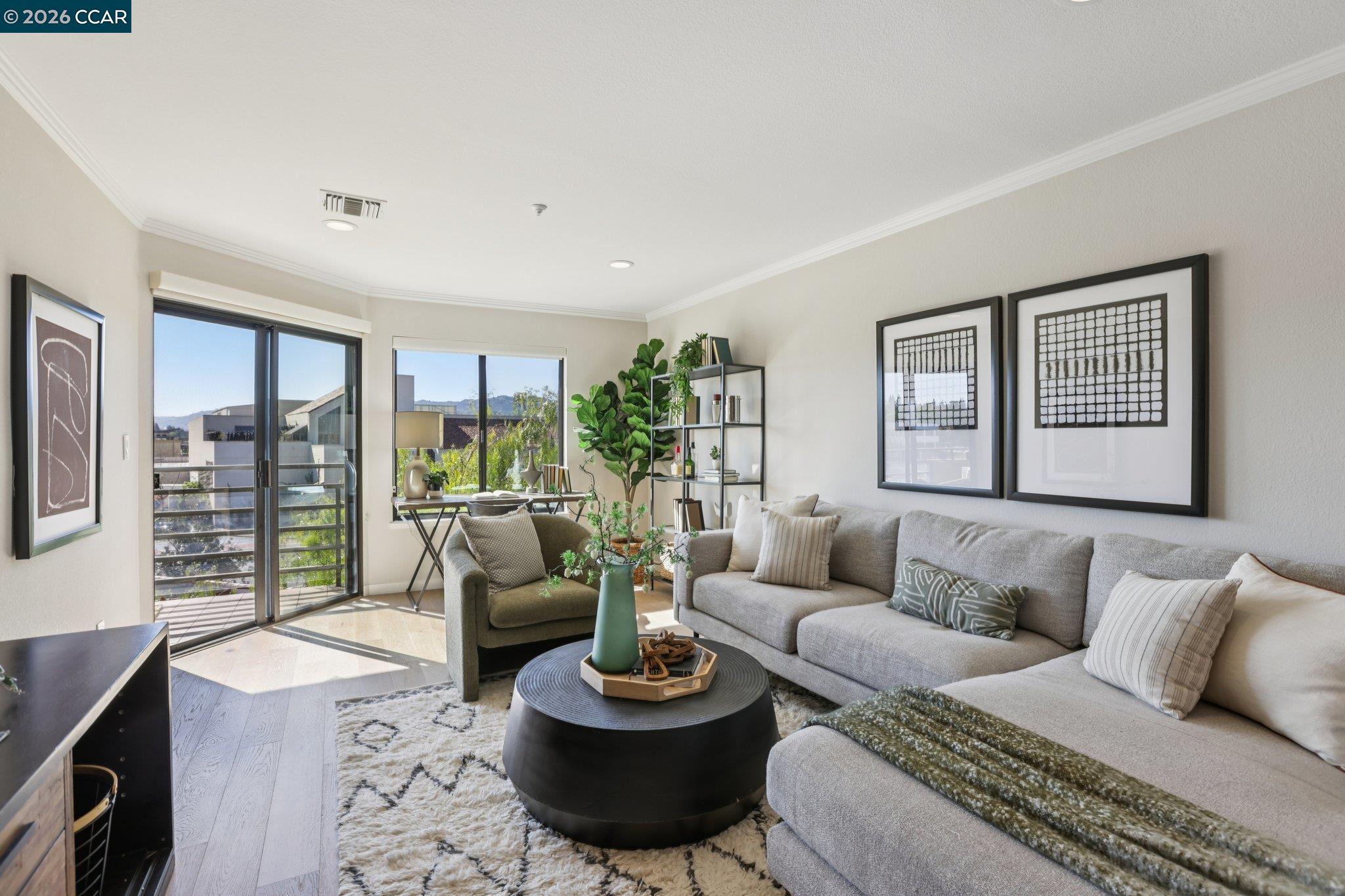 Detail Gallery Image 4 of 43 For 1201 Alta Vista Drive #106,  Walnut Creek,  CA 94596-4628 - 2 Beds | 2 Baths