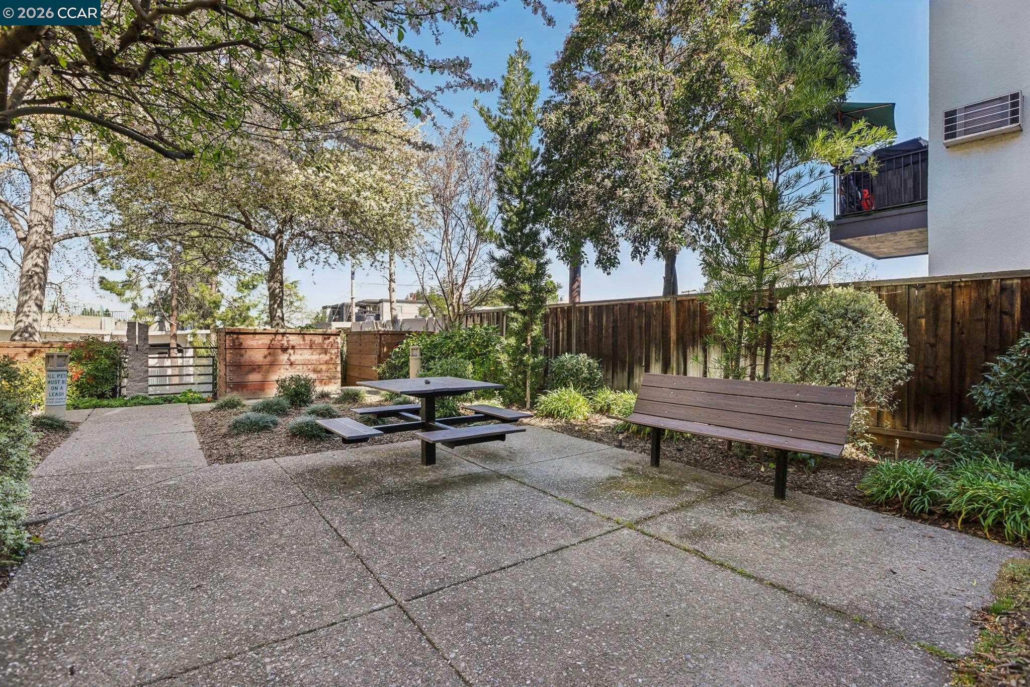 Detail Gallery Image 40 of 43 For 1201 Alta Vista Drive #106,  Walnut Creek,  CA 94596-4628 - 2 Beds | 2 Baths