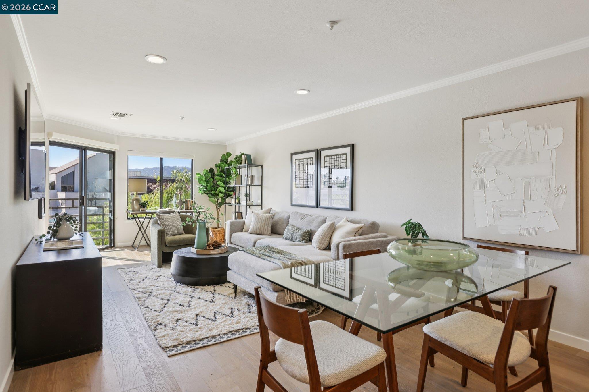 Detail Gallery Image 6 of 43 For 1201 Alta Vista Drive #106,  Walnut Creek,  CA 94596-4628 - 2 Beds | 2 Baths