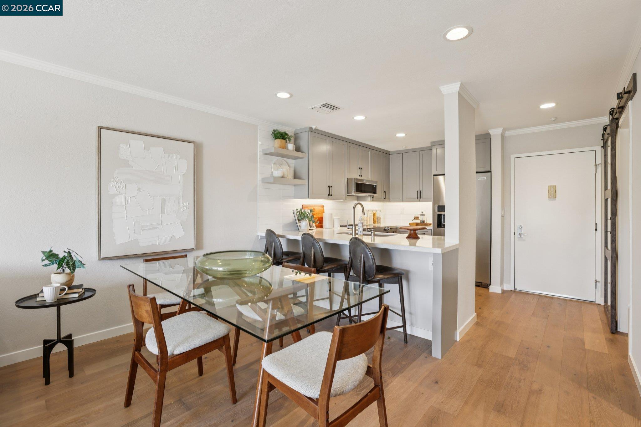 Detail Gallery Image 7 of 43 For 1201 Alta Vista Drive #106,  Walnut Creek,  CA 94596-4628 - 2 Beds | 2 Baths