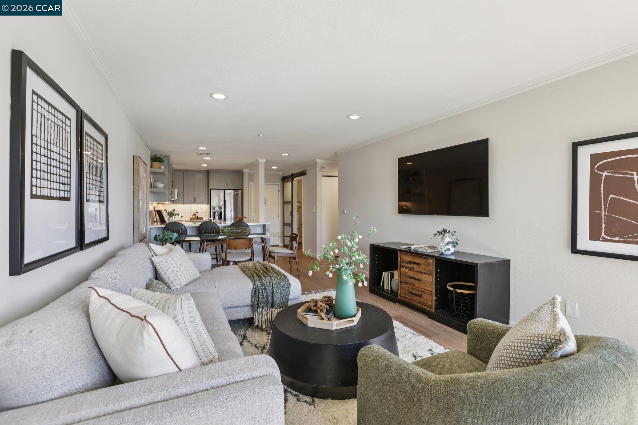 Detail Gallery Image 9 of 43 For 1201 Alta Vista Drive #106,  Walnut Creek,  CA 94596-4628 - 2 Beds | 2 Baths