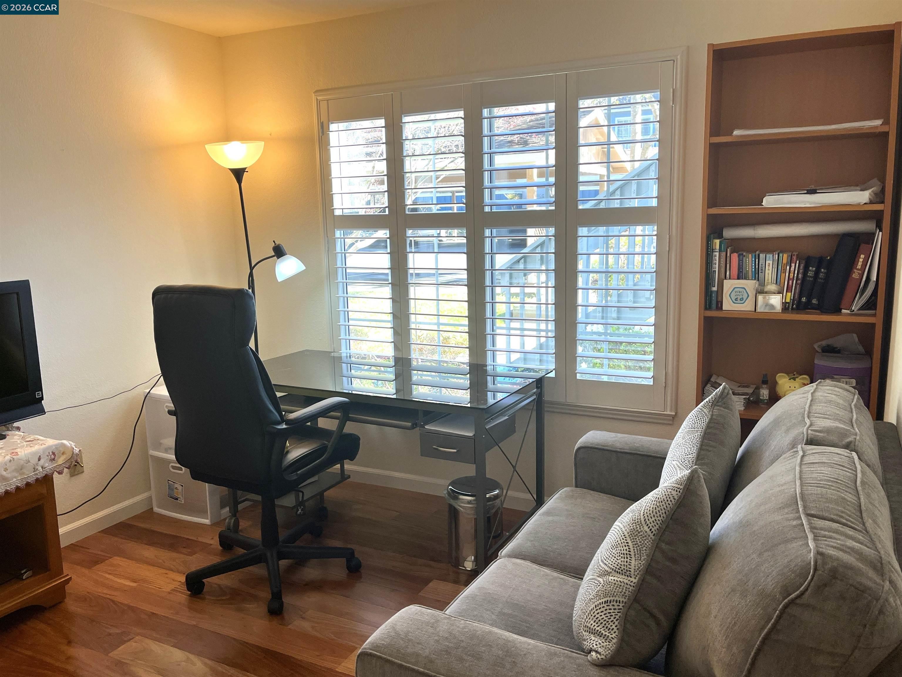 Detail Gallery Image 15 of 21 For 216 Glenwood, Hercules,  CA 94547-3510 - 3 Beds | 2 Baths